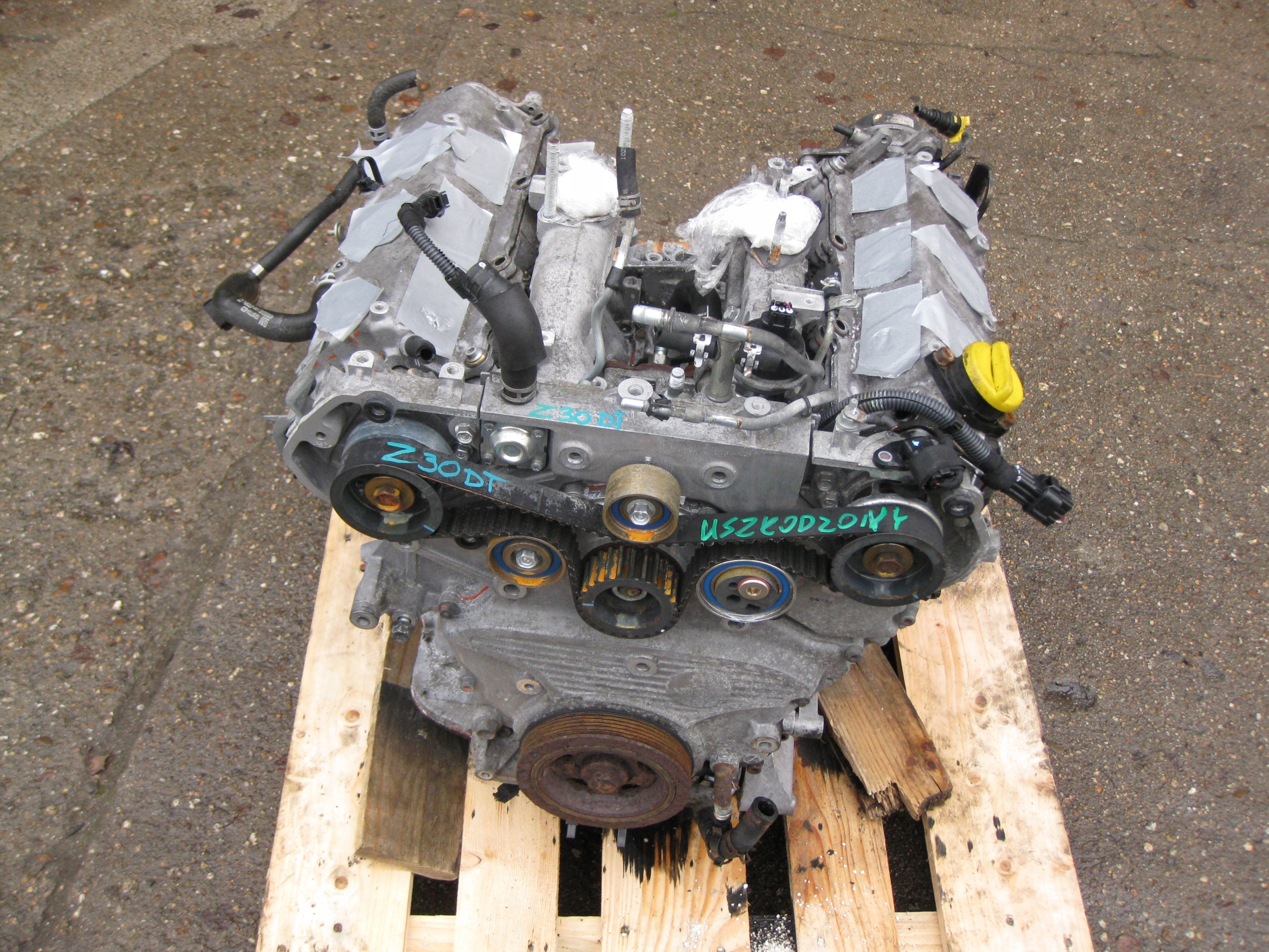 OPEL SIGNUM engine Z30DT damaged Z30DT073195