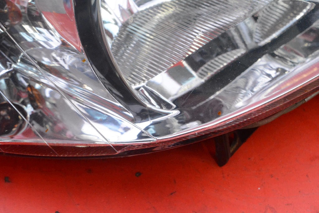 REFLEKTOR right light front EU SEAT CORDOBA 1 and LIFT 99-03