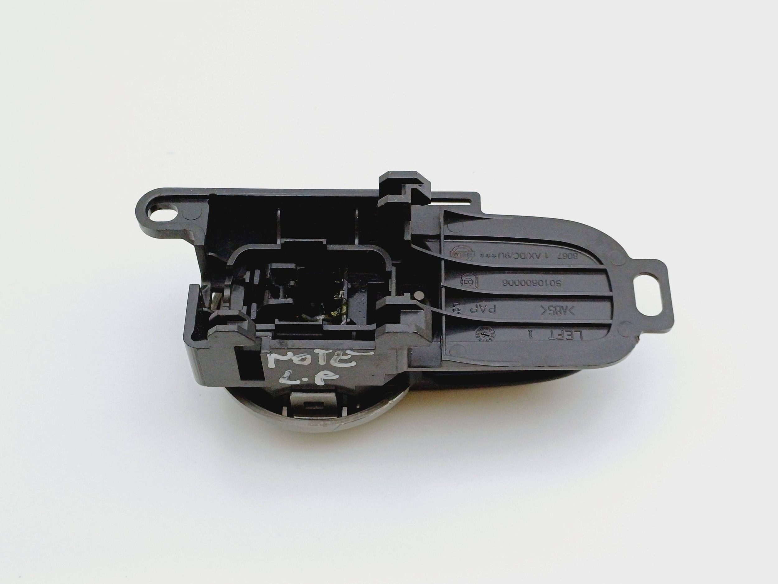 ручка двери внутренняя nissan NOTE 5010800006 NR340