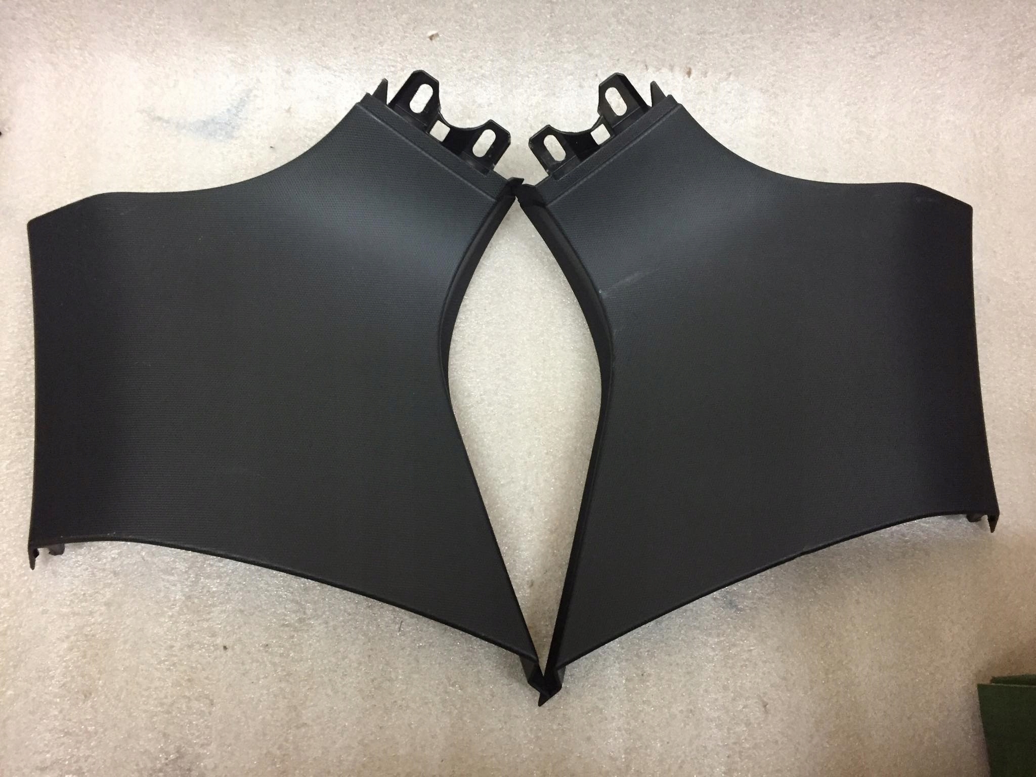 VW GOLF 7 УНИВЕРСАЛ КРЫШКА СТОЙКИ 5G9867246 5G9867245