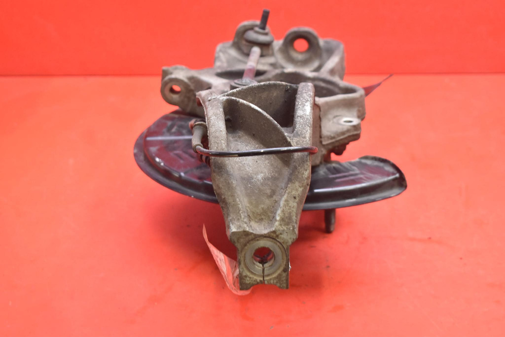 поворотный кулак 1030605-00-D tesla MODEL S P85D 12-20