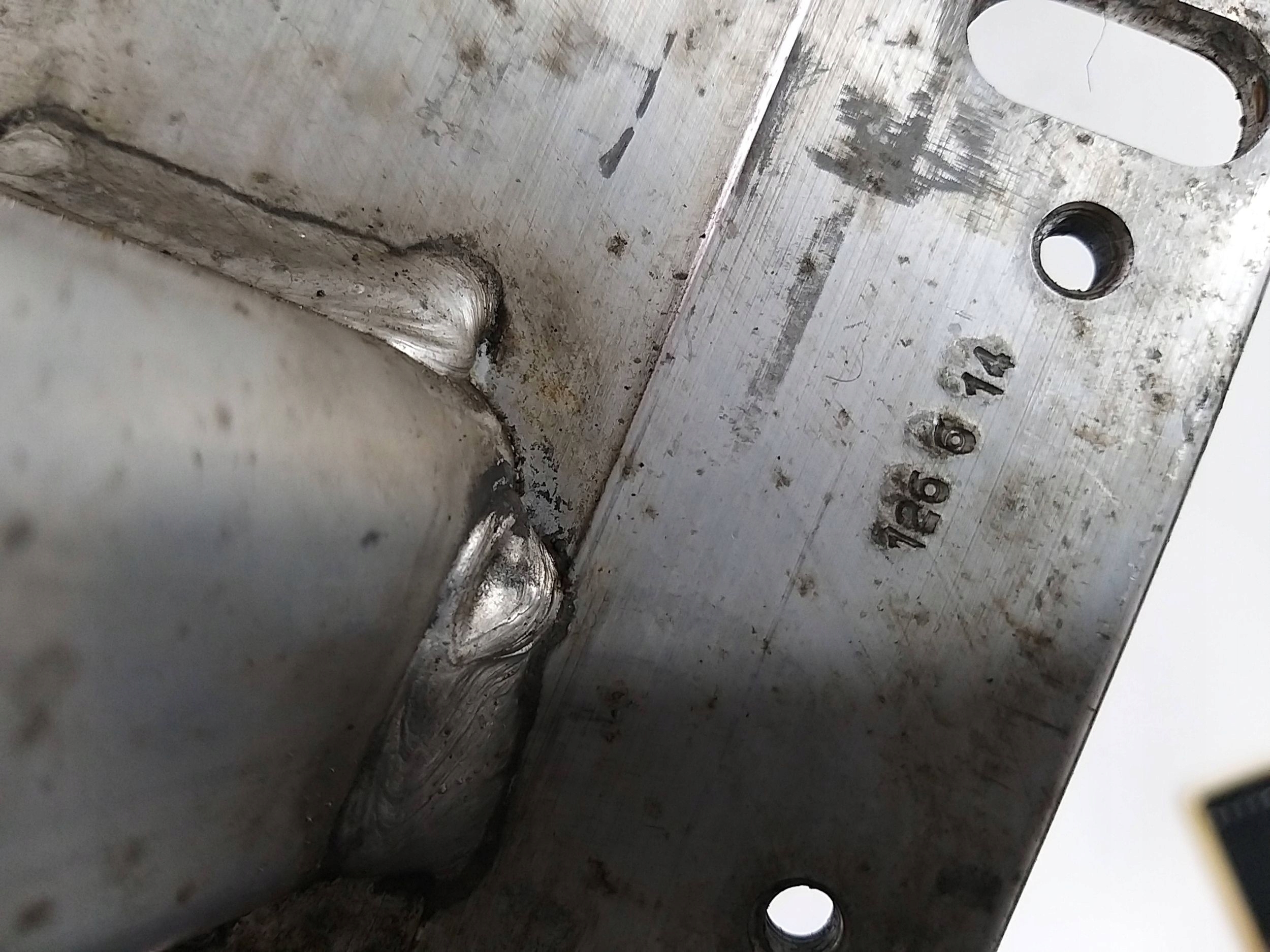 PEUGEOT 3008 and 09-16 beam tip right