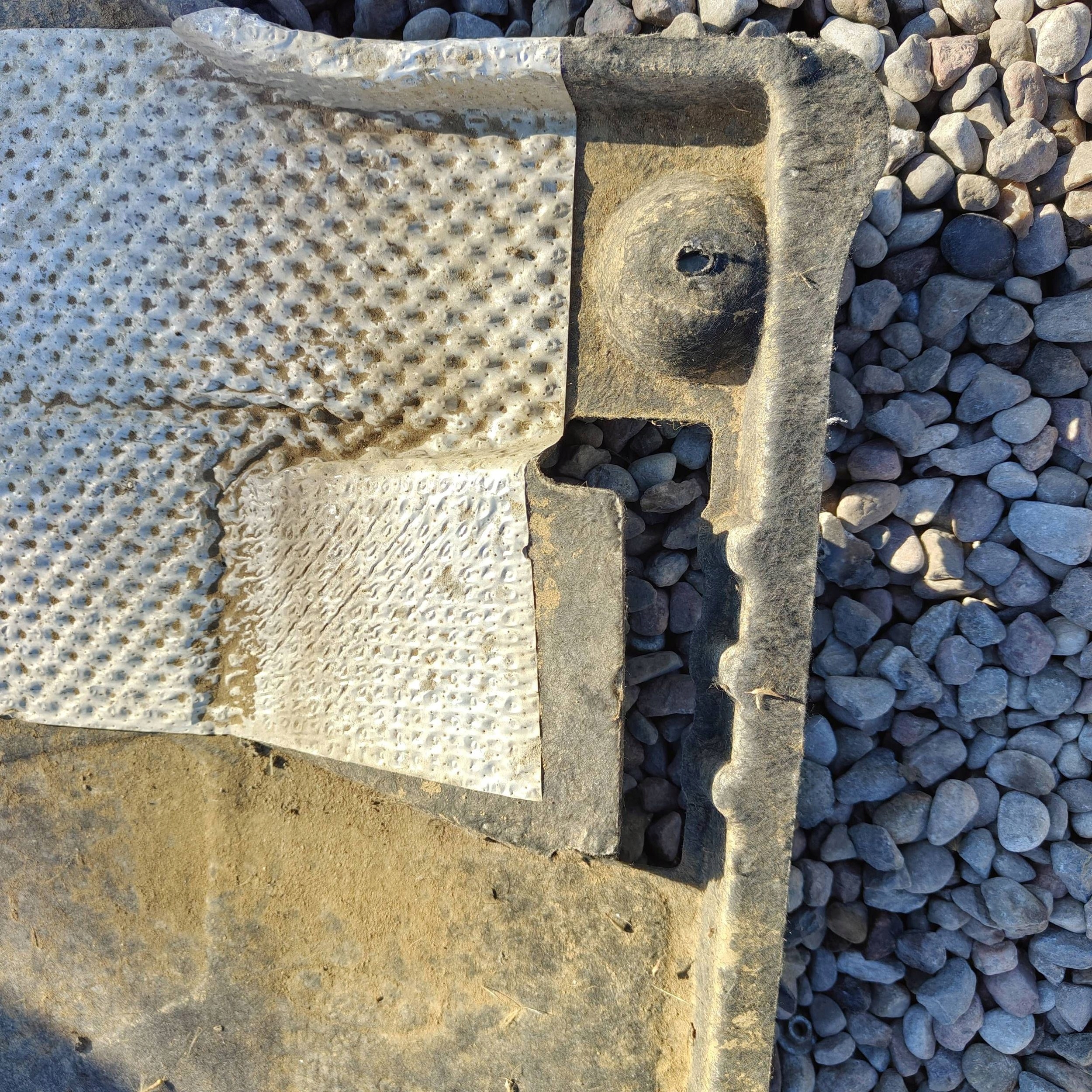 Ford Ecosport 2019 cover lower of the engine