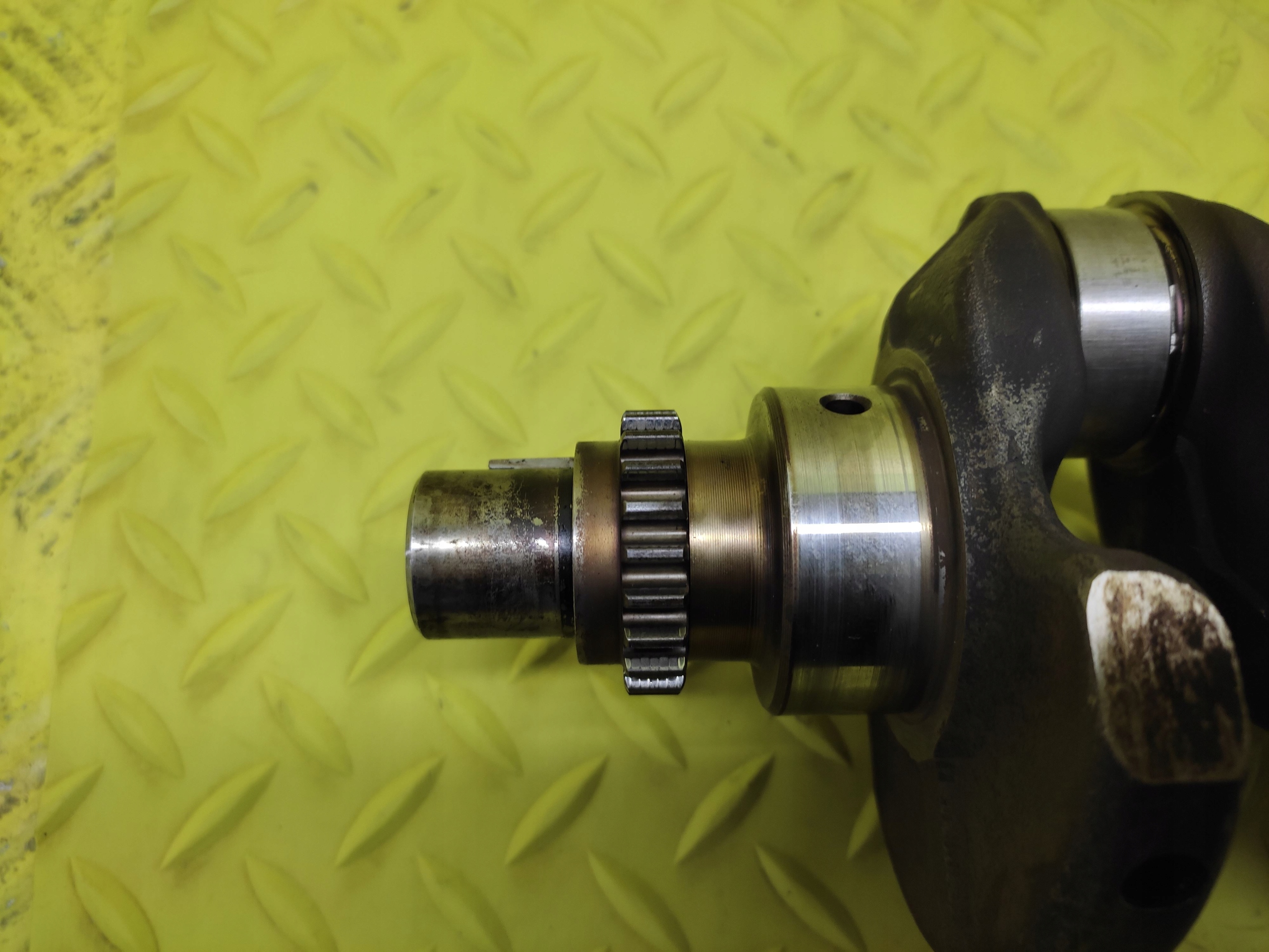 TOYOTA YARIS and 1.0 crank