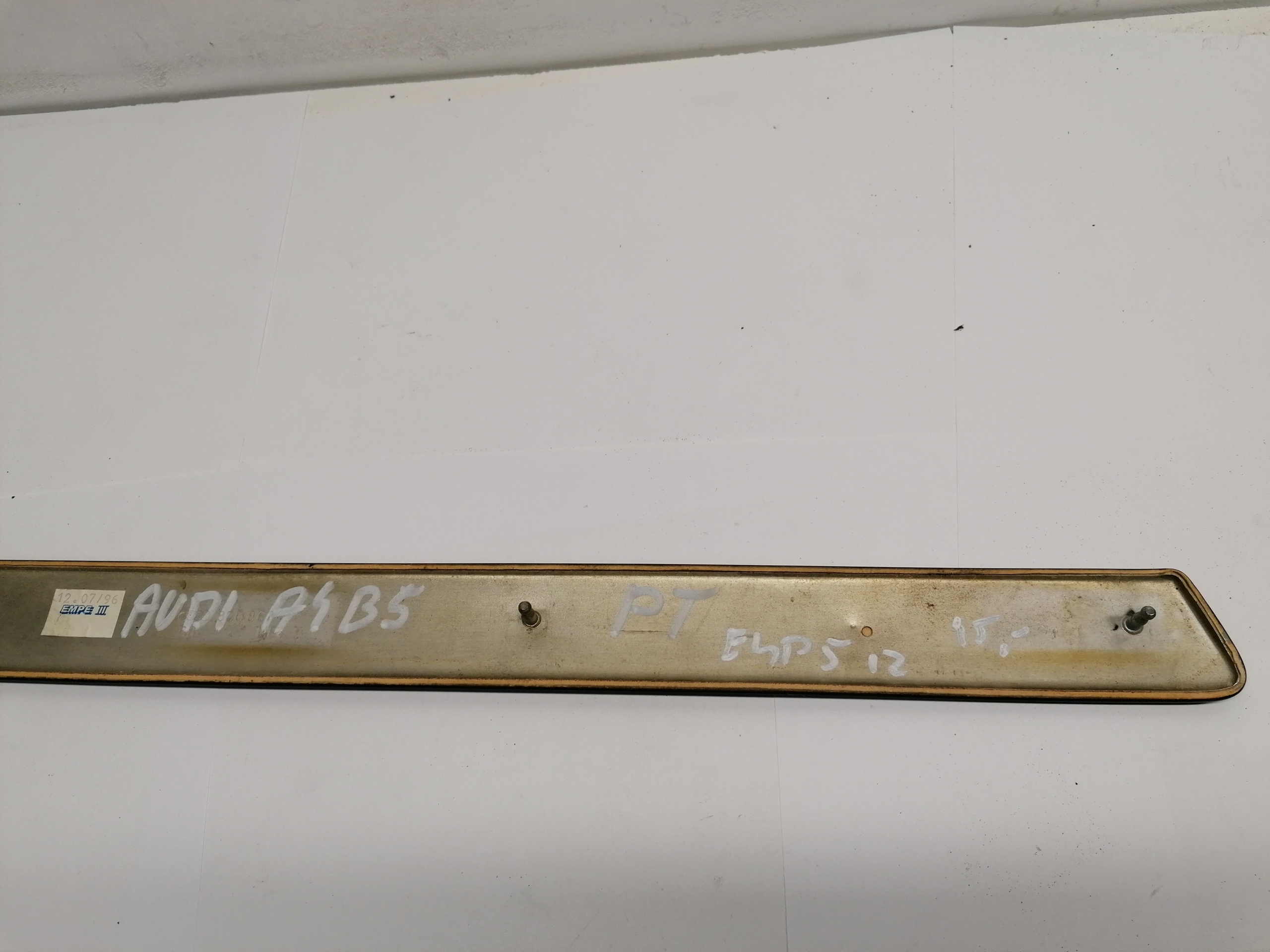 DEKOR Tür rechts heck AUDI A4 B5 8D0867420 ME4