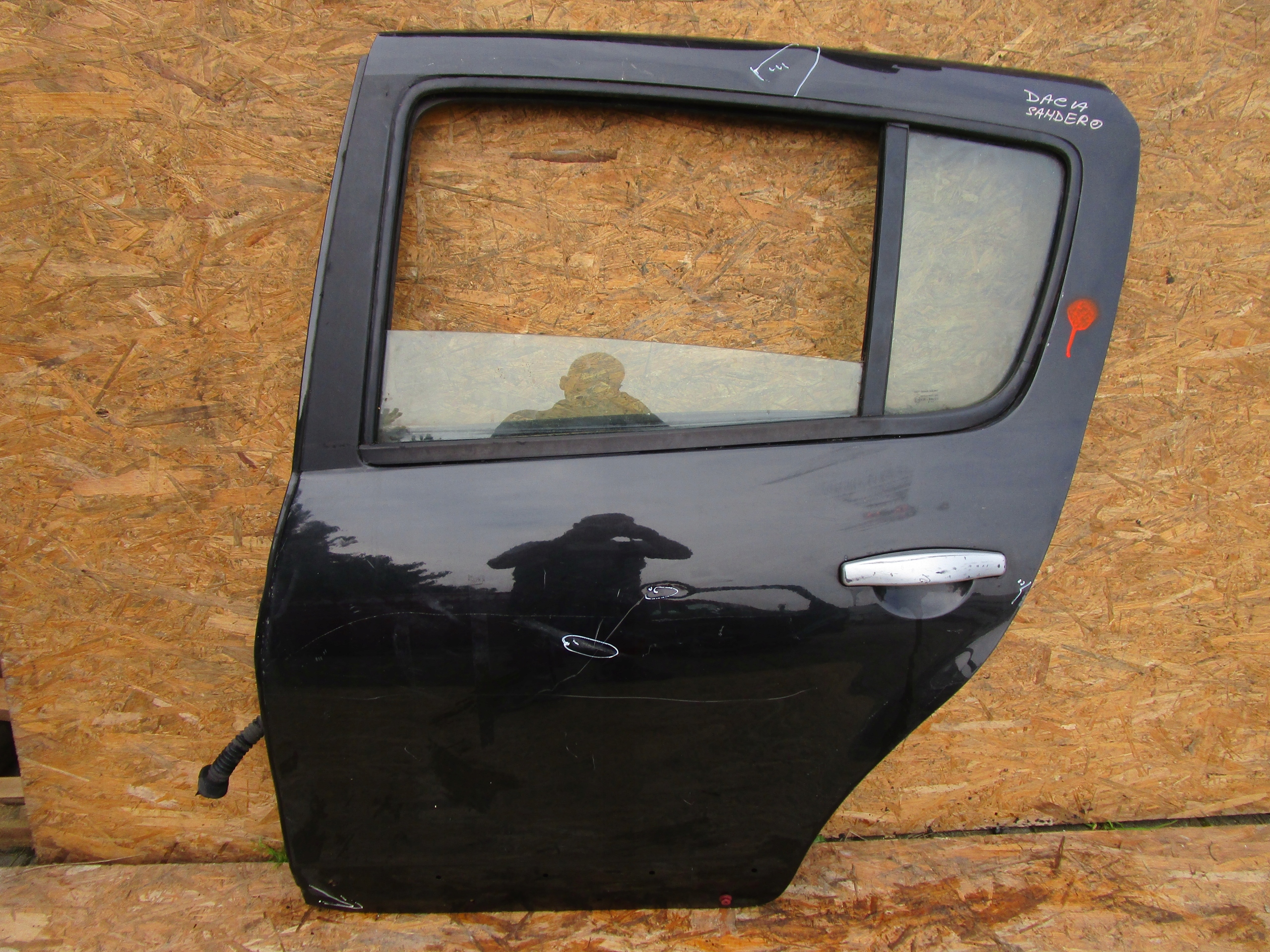 Drzwi tylne lewe Dacia Sandero I 08-