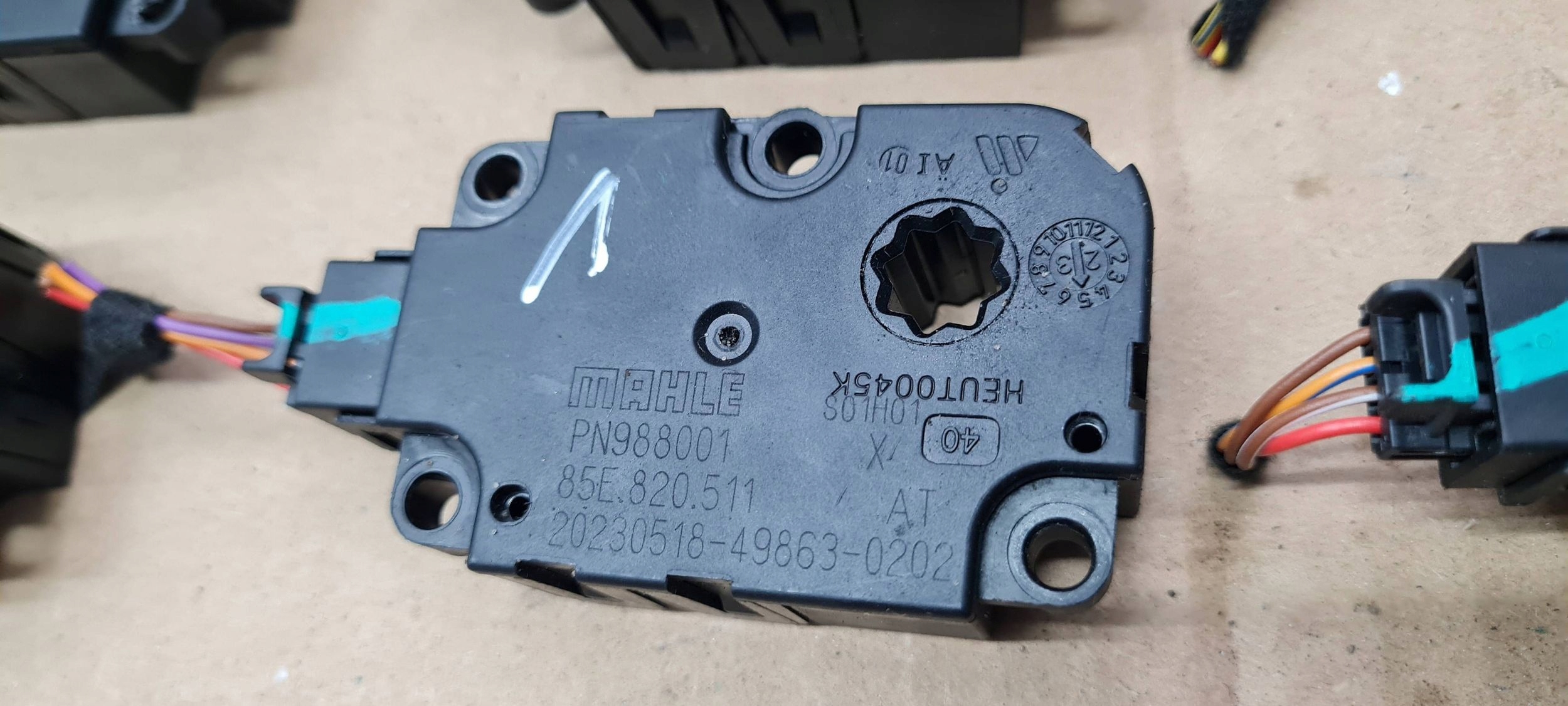 A6 C8 4K Micro moteur Bouches buses Bloc de chauffage complet 85E820511 A7 4K Q7 4M Q8 A4 B9