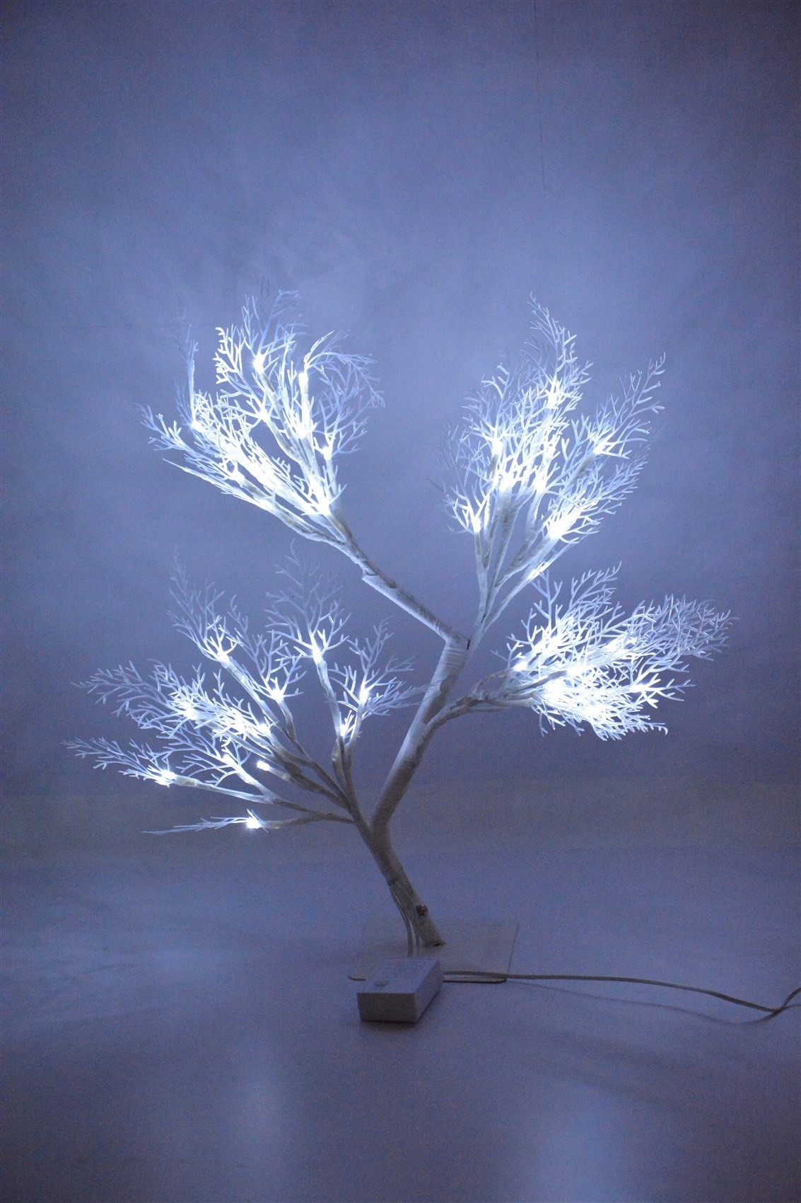 

Drzewko led białe zimne gs342w