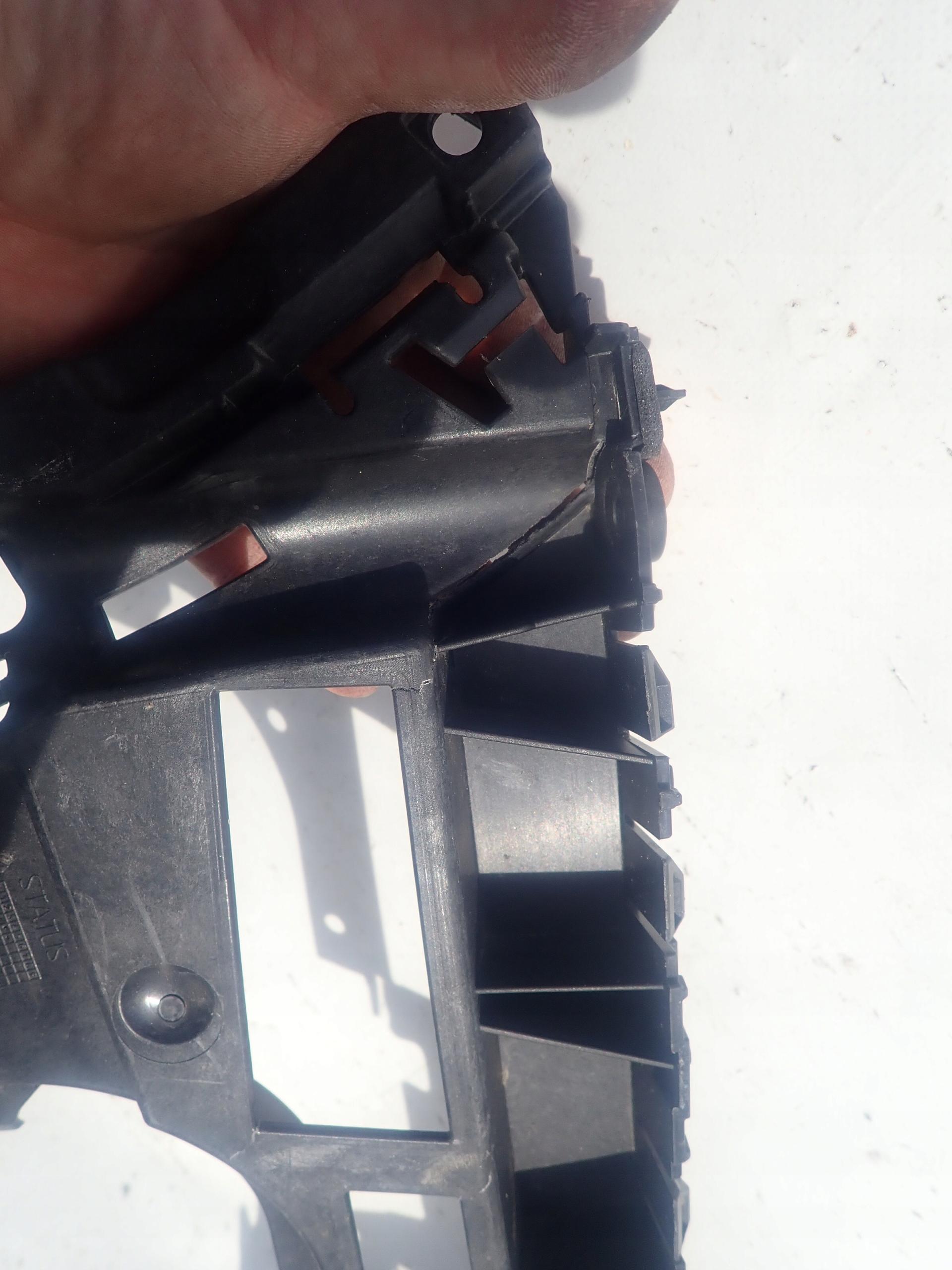 VOLVO XC90 II 14-> bumper bracket left rear part