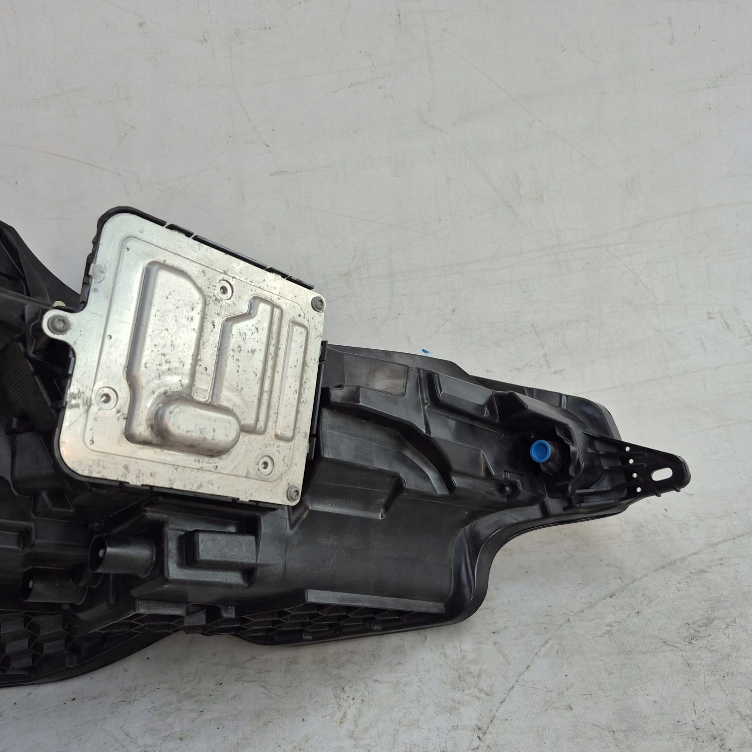 VOLVO V60 II S60 III 18- light left front front FULL LED 32404685