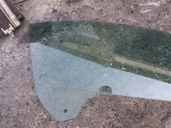 SZYBA PRAWA PRZEDNIA PRZÓD PEUGEOT 307 CC CABRIO Producent inny