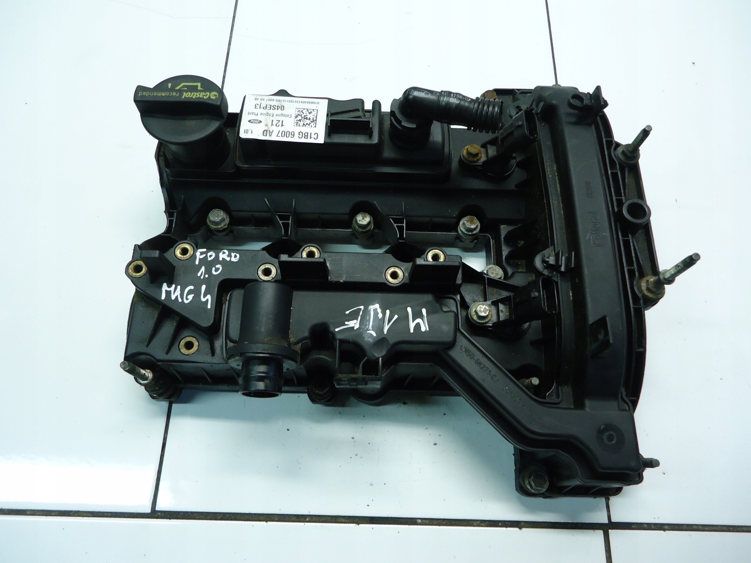 FORD FOCUS MK3 1.0 ECOBOOST Abdeckung der Ventile CM5G-6K271-CJ