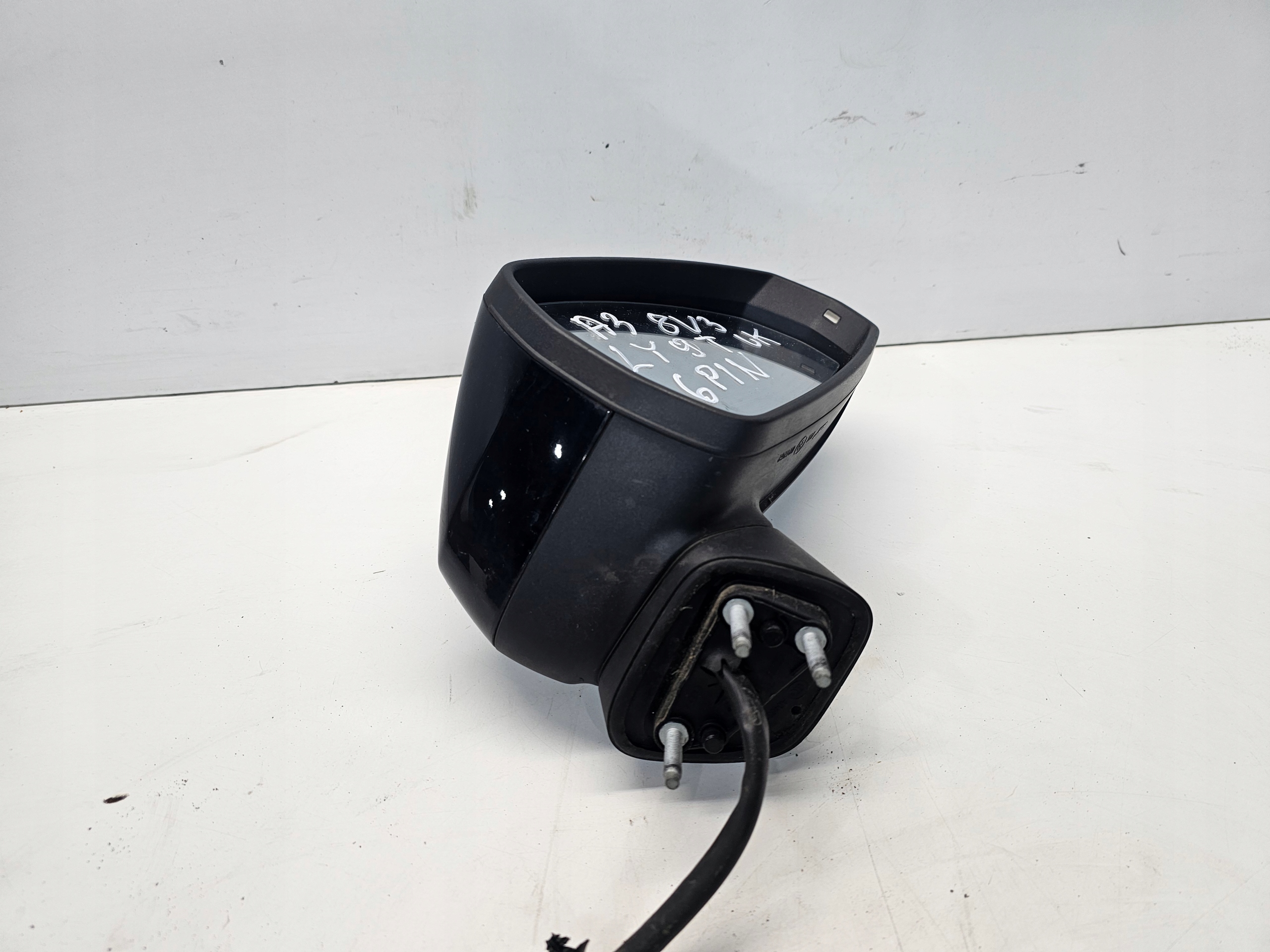 mirror exterior right AUDI A3 8V LY9T 6-PIN UK