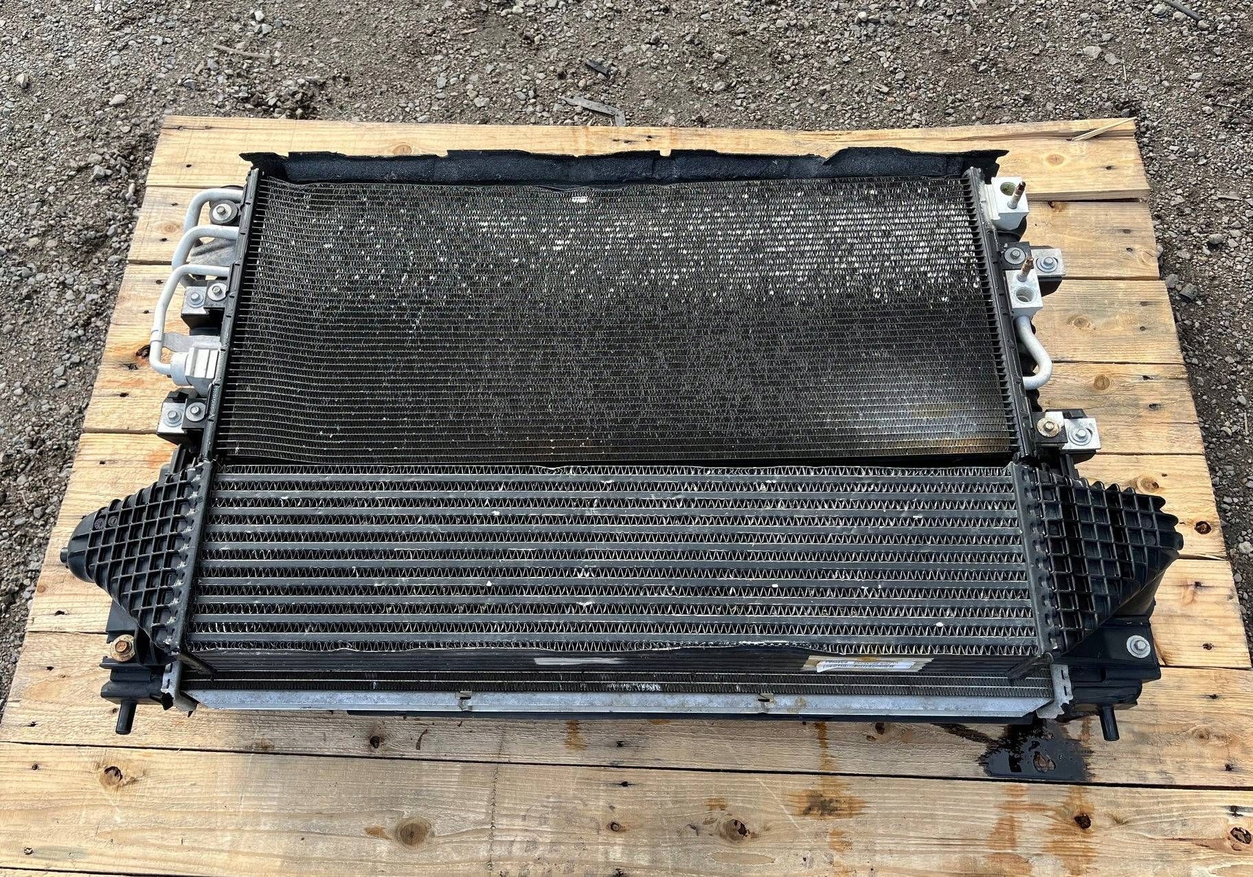 Kühler Intercooler Lüfter Ford Explorer 3.5 Ecoboost 2011-2019