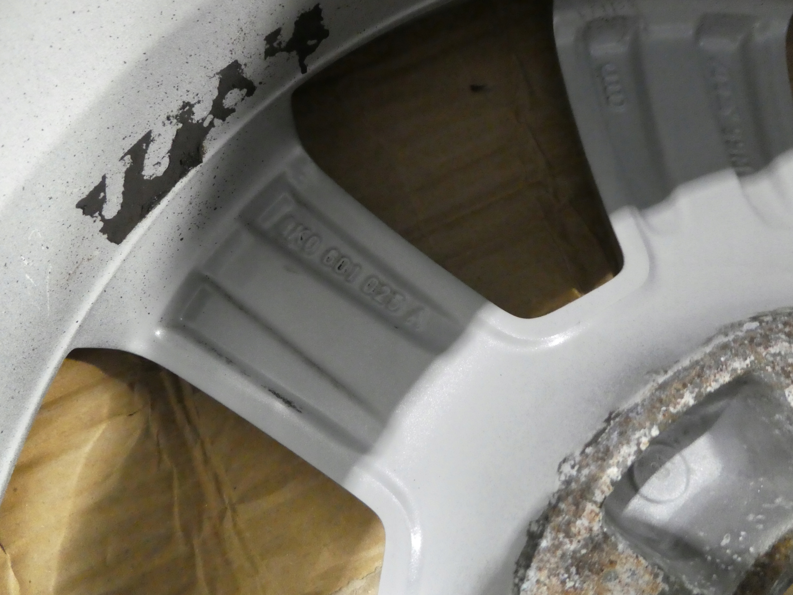 4X discs aluminium disc 1K0601025A VW 5X112