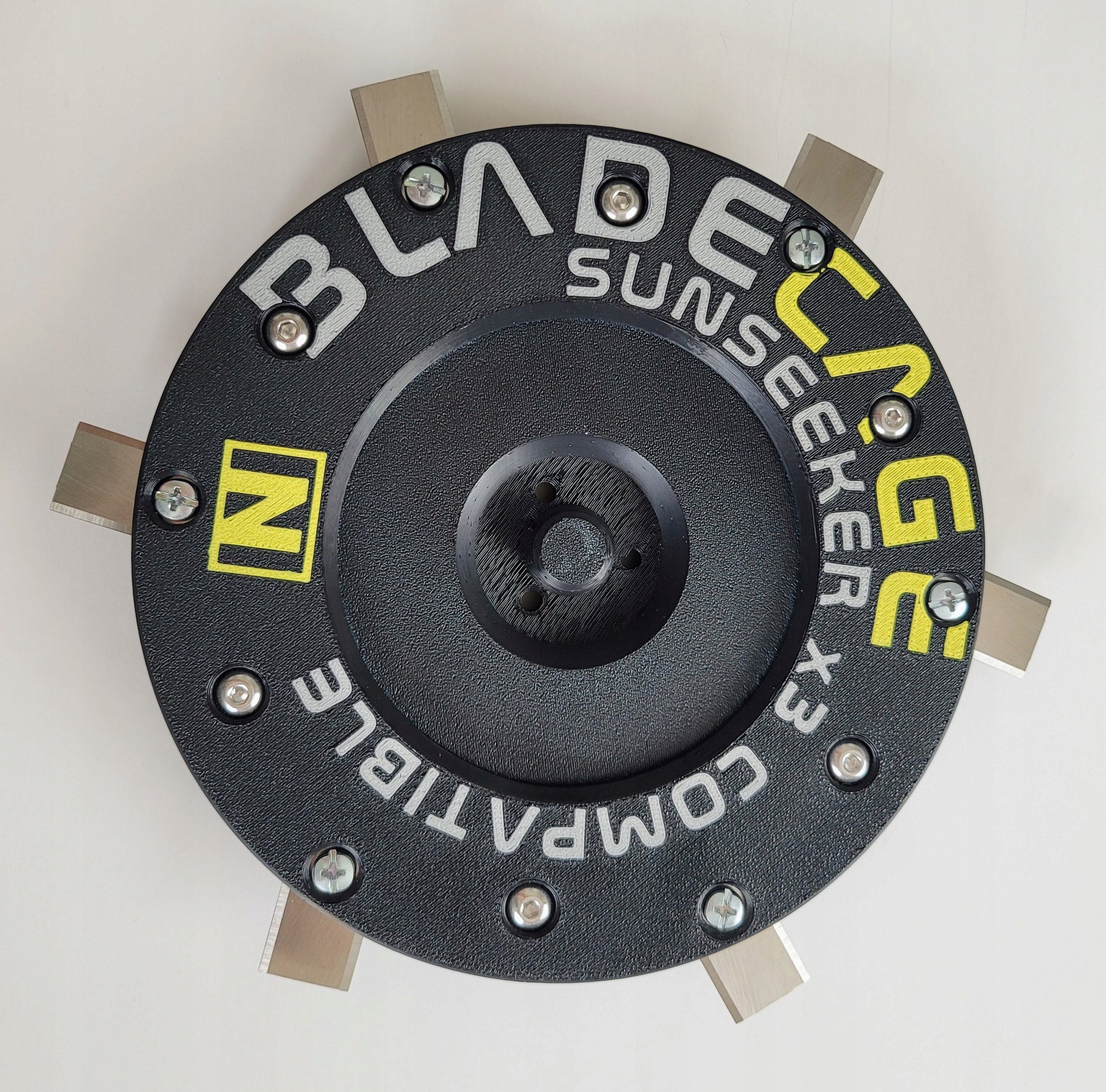 Kryt s krytem na 6 čepelí, kompatibilní s Sunseeker X3