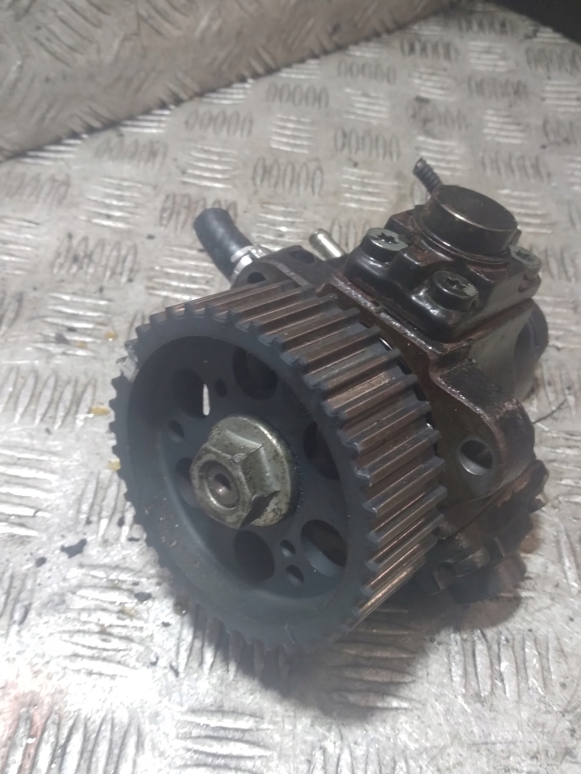 Pompa WYSOKIEGO pressione OPEL INSIGNIA 2.0CDTI 55571005