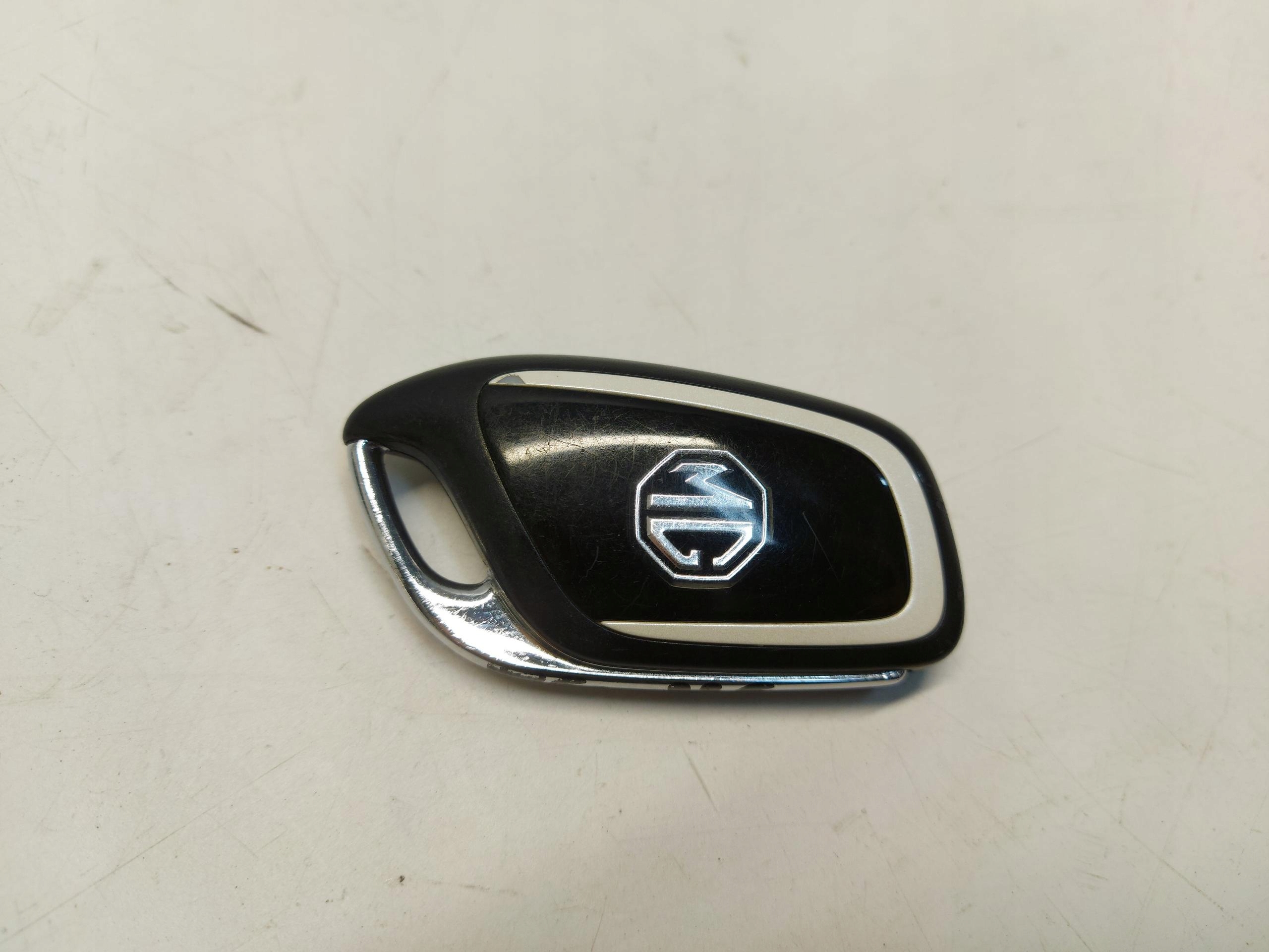 MG HS 2021, SUV 5D key pilot cover button oryg