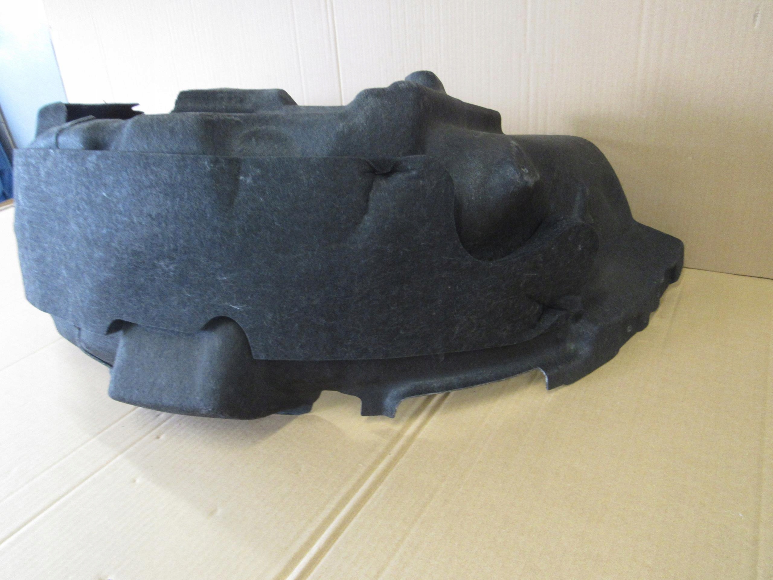 JAGUAR F-PACE NADKOLE TYŁ LEWE Producent części Jaguar OE