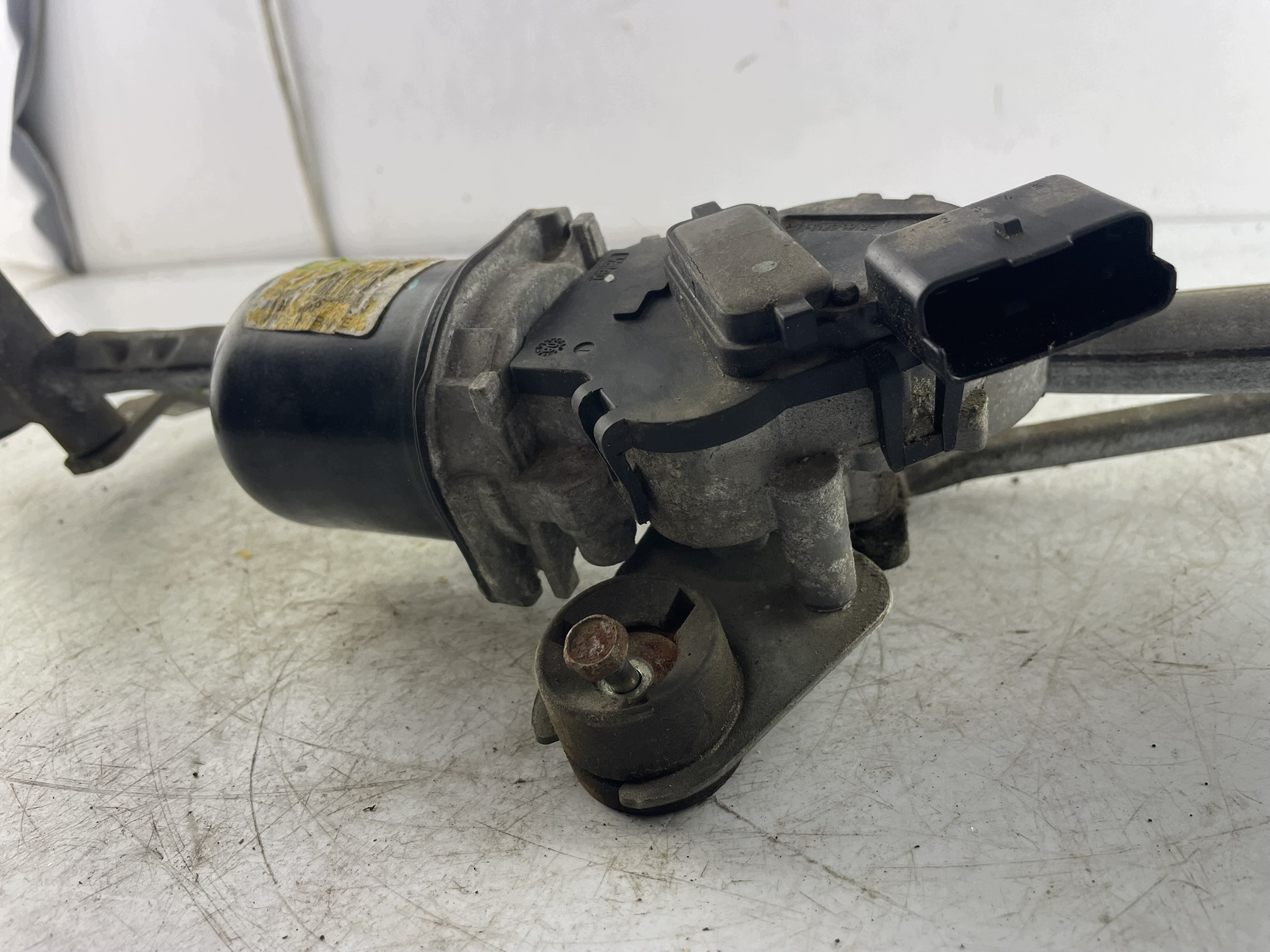 wiper mechanism front 54513611 Citroen C3 and