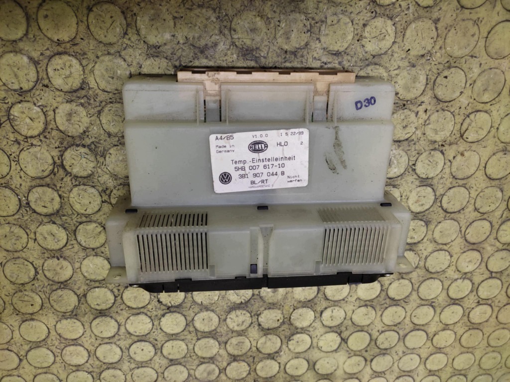 VW BORA PANEL klími klimatizaci 3B1907044B