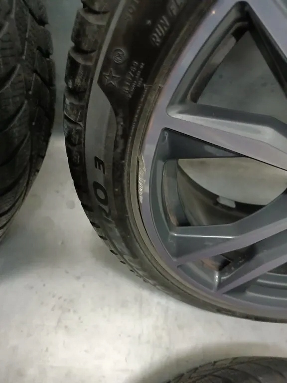 BMW F48 F49 FELGI Z OPONAMI ZIMA 225/45R19 M PAKI Szerokość opony 225 mm