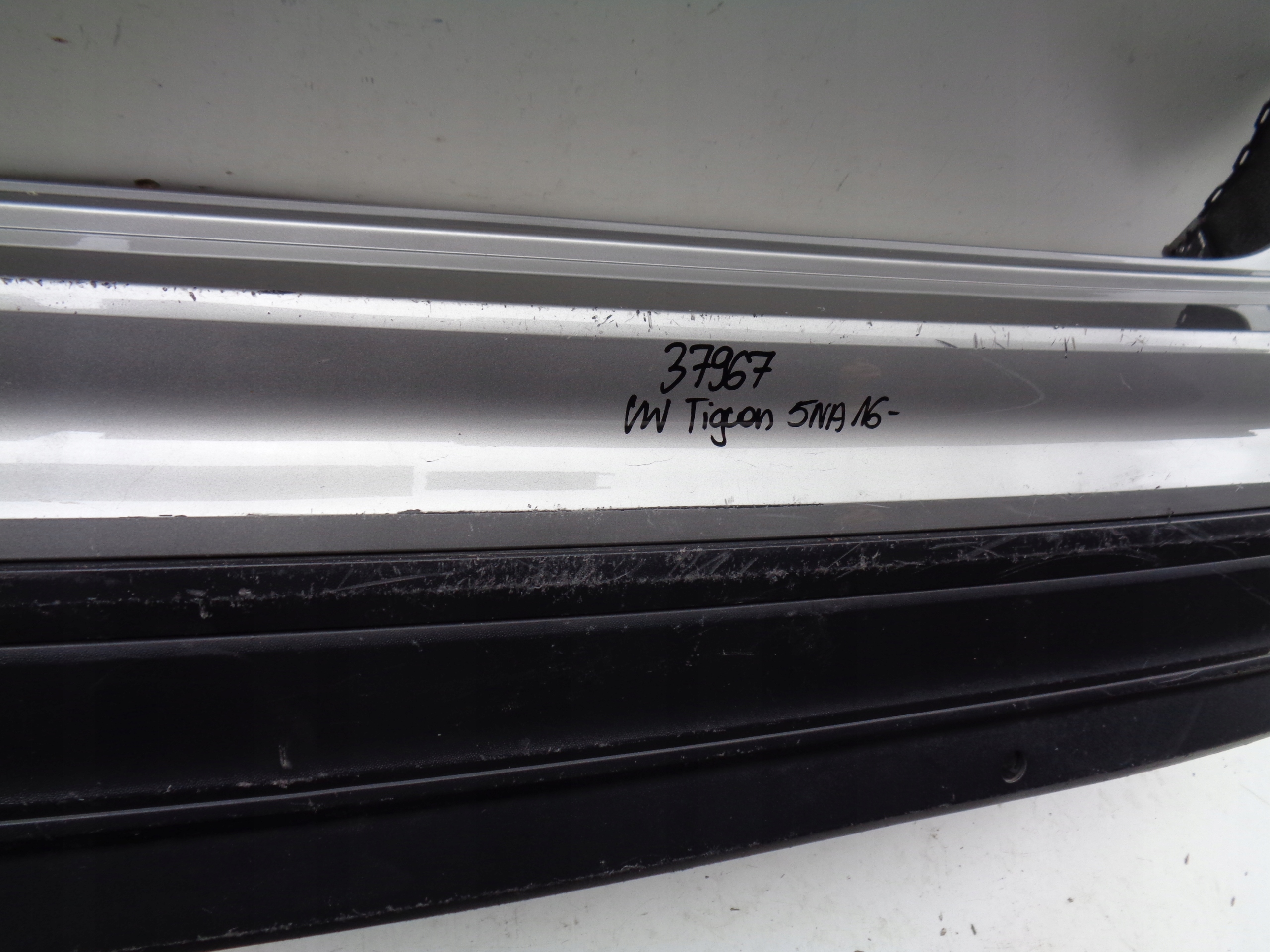 bumper rear VW TIGUAN 5NA 16- NR 37967