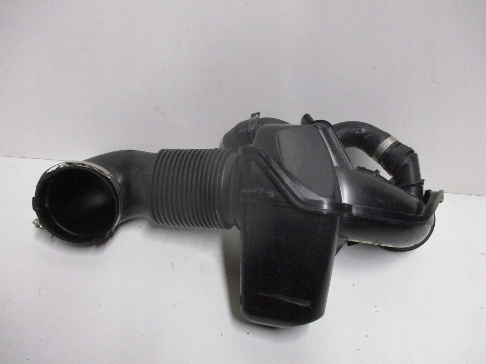 pipe REZONATOR RANGE ROVER VELAR 1287959S01