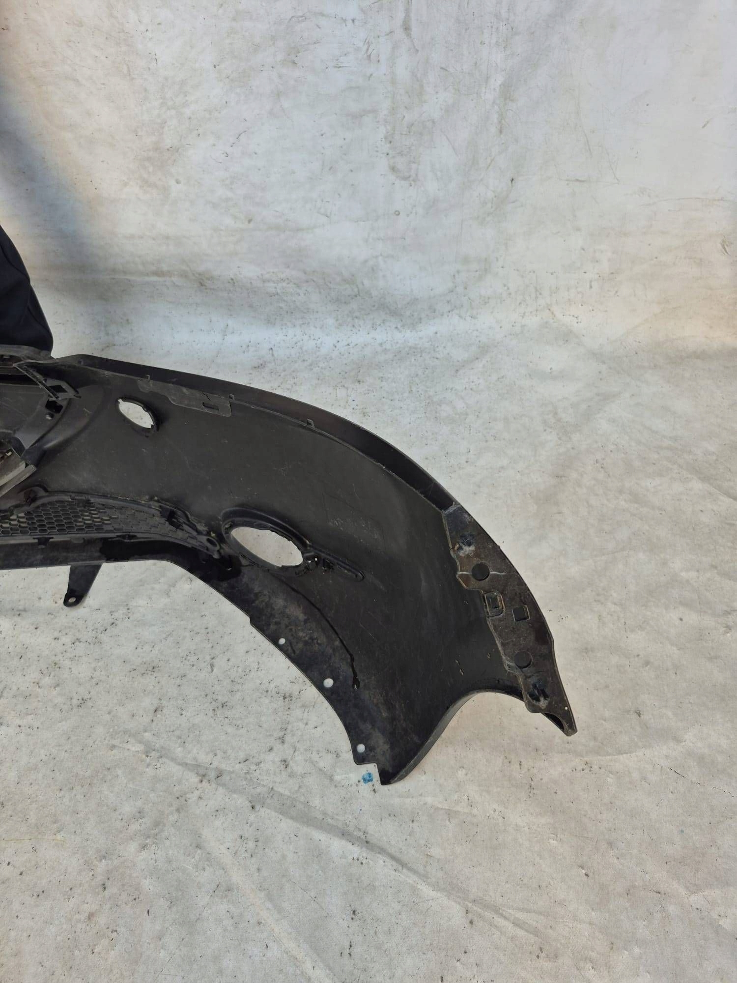 PEUGEOT 208 and 1 12-15 bumper front front