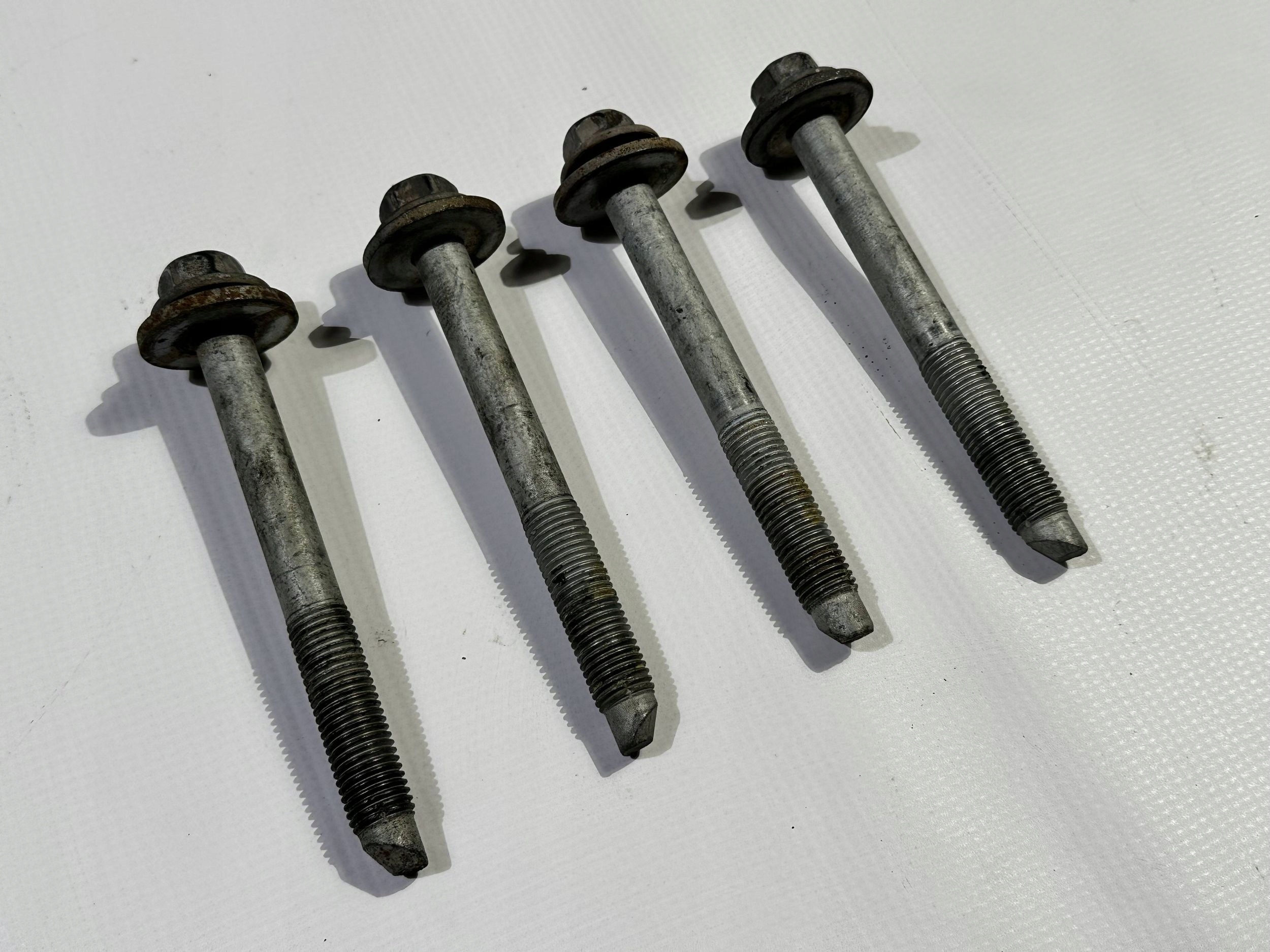 Schrauben sanek belki Achsträgers heck hinten Ford Flex 2013+