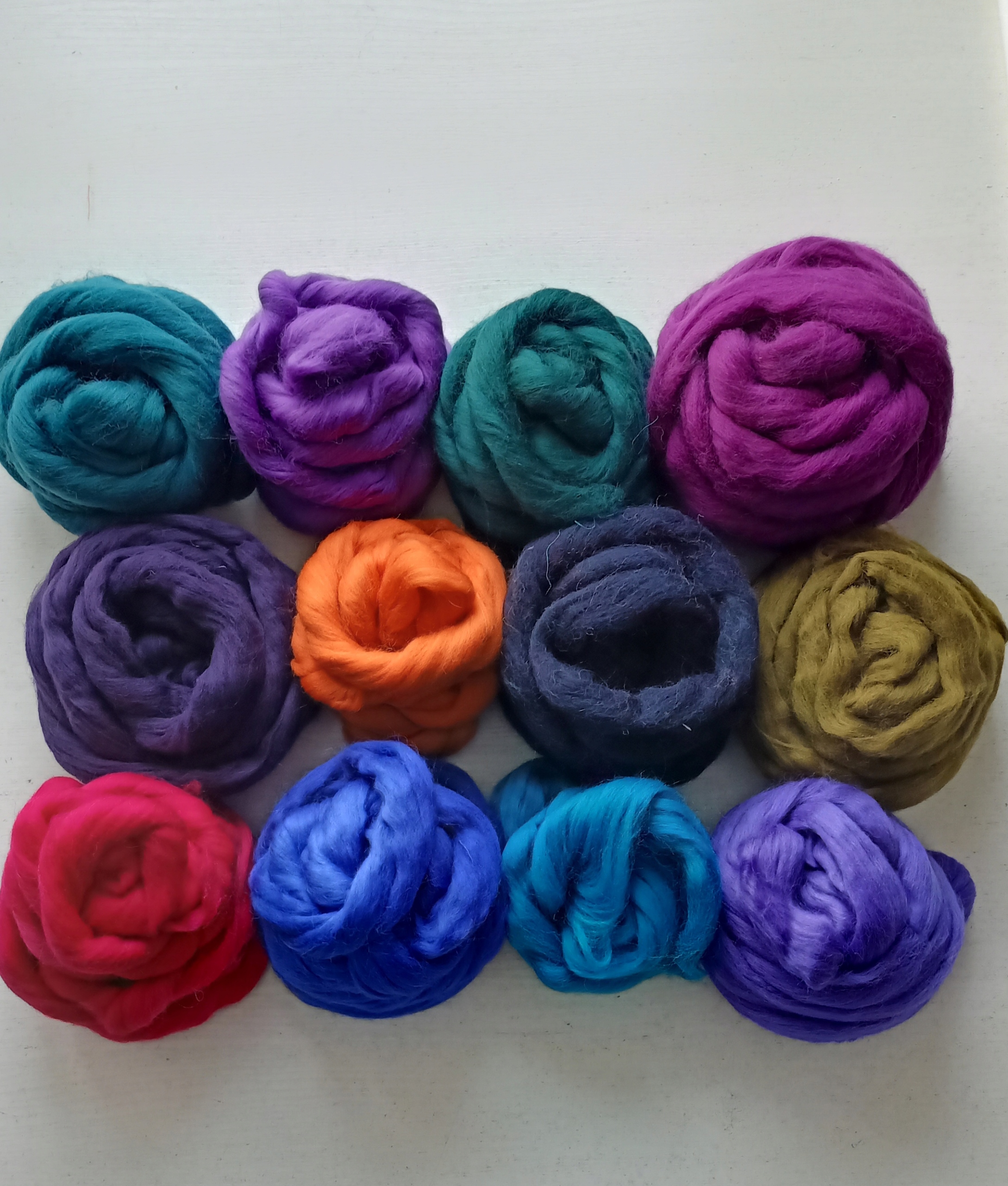 Akce merino česaná vlna 600 g