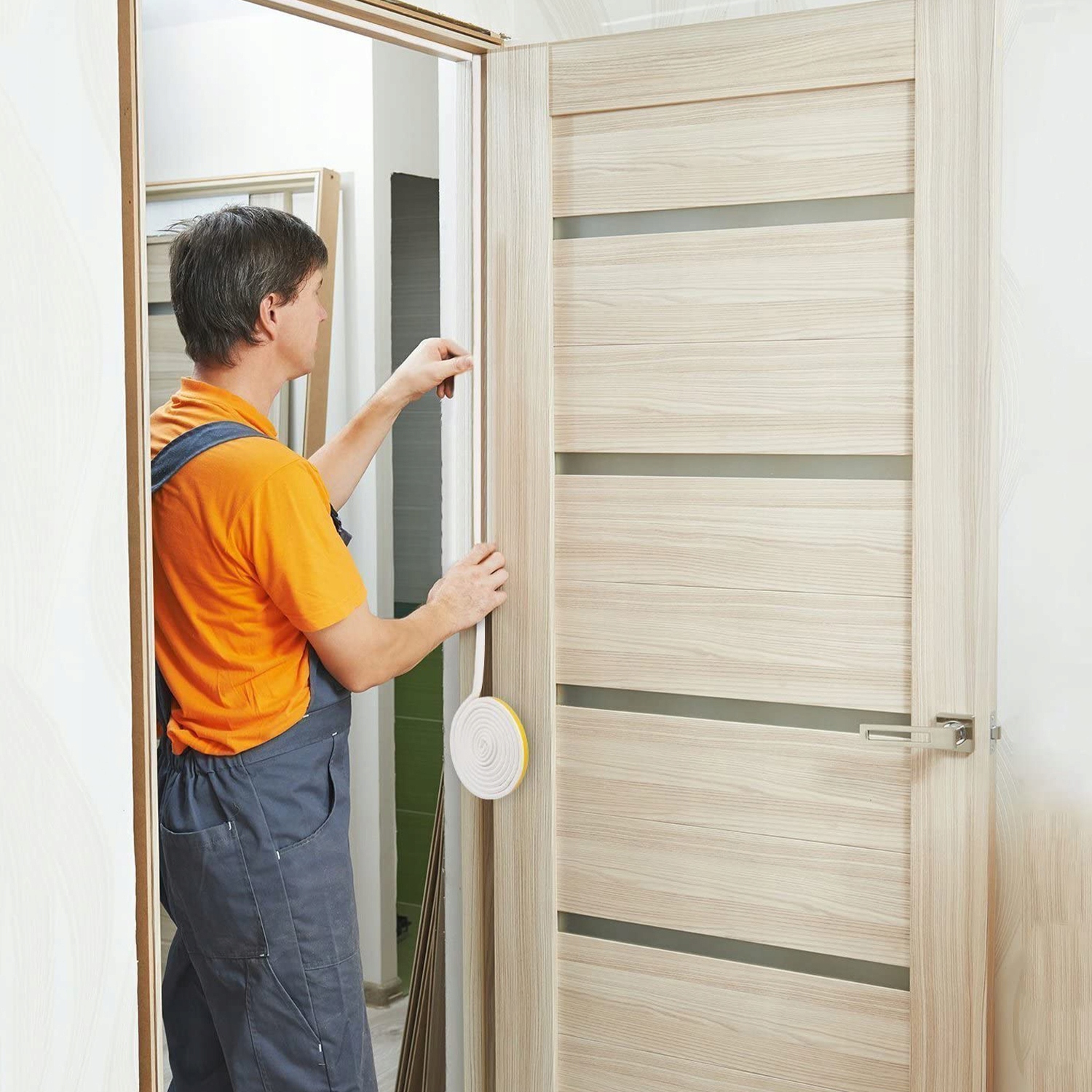 20M USZCZELKA KRAWĘDZIOWA DLA DRZWI I OKNA DO UŻYTKU DOMOWEGO SAMOPRZYLEPNA Kolor biała