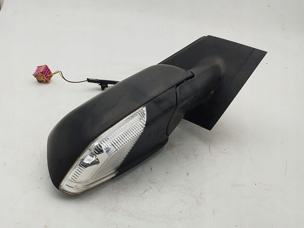 VW Polo 9N lift mirror right manually