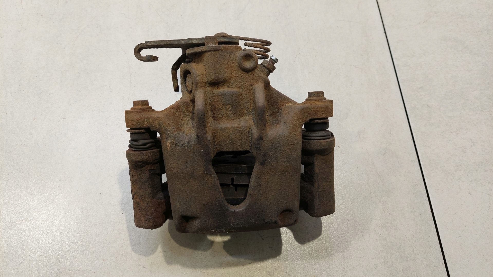 caliper brake left rear part OPEL MOVANO 2.5 DTI