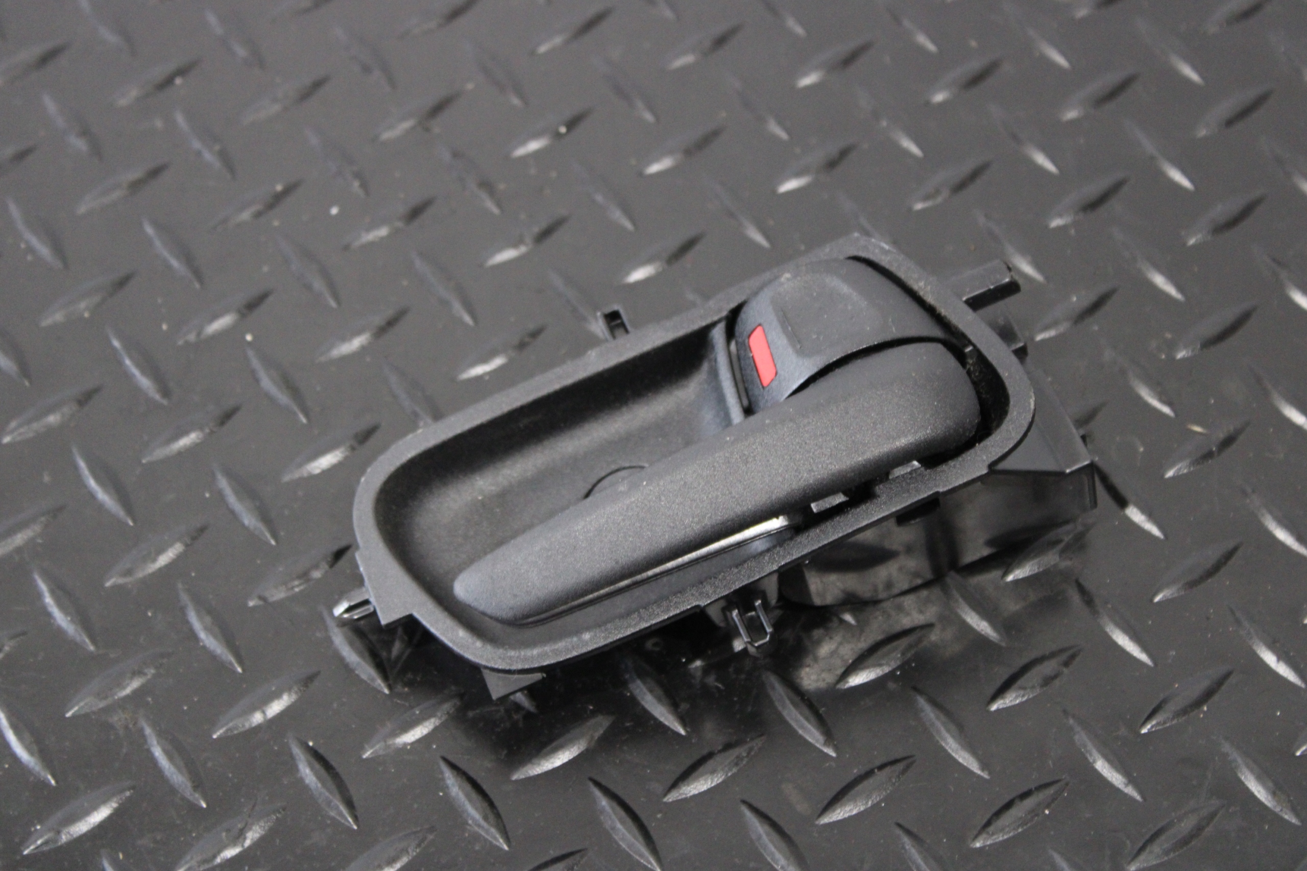 handle door right rear part TOYOTA YARIS IV 4