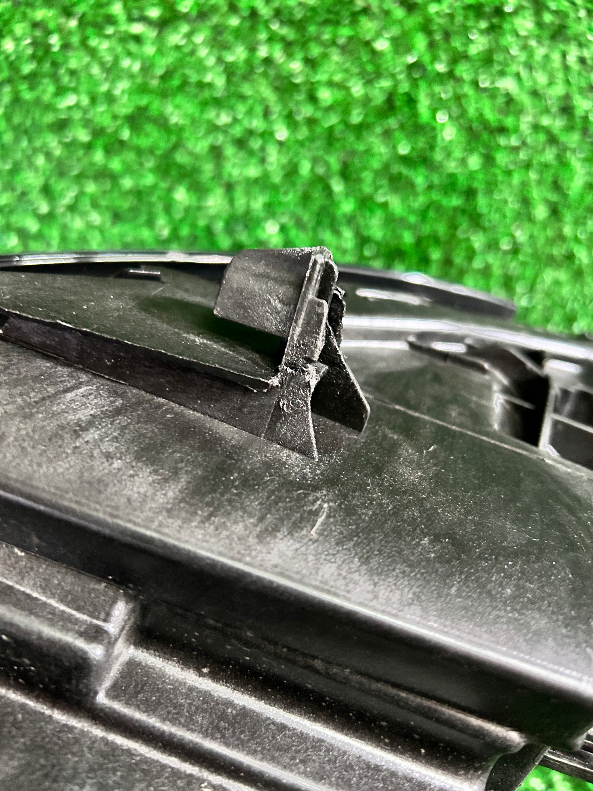 REFLEKTOR left VOLVO XC60 II 32342508 NR.001