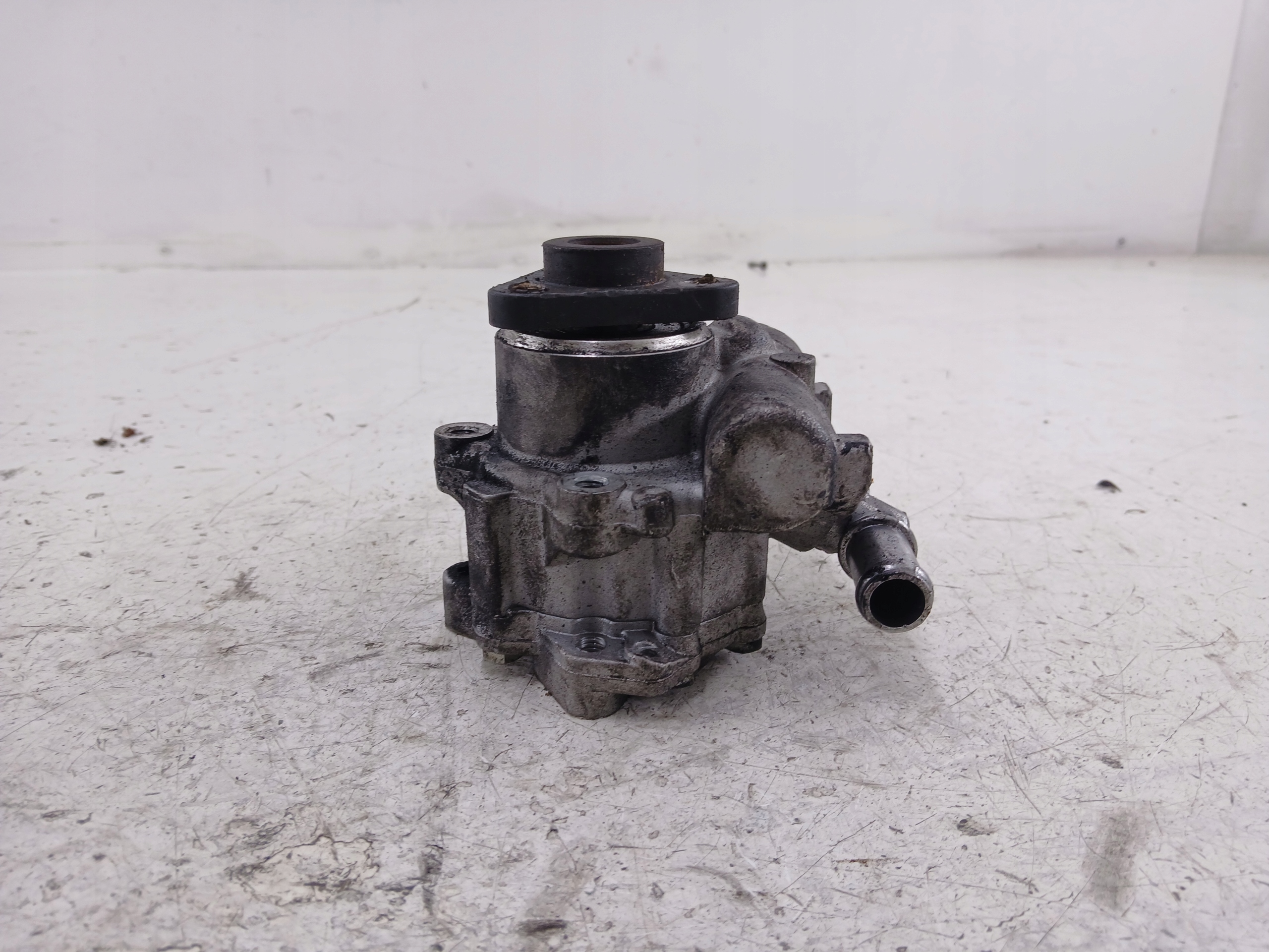VW GOLF IV AUDI A3 8L 1.8 servo pump