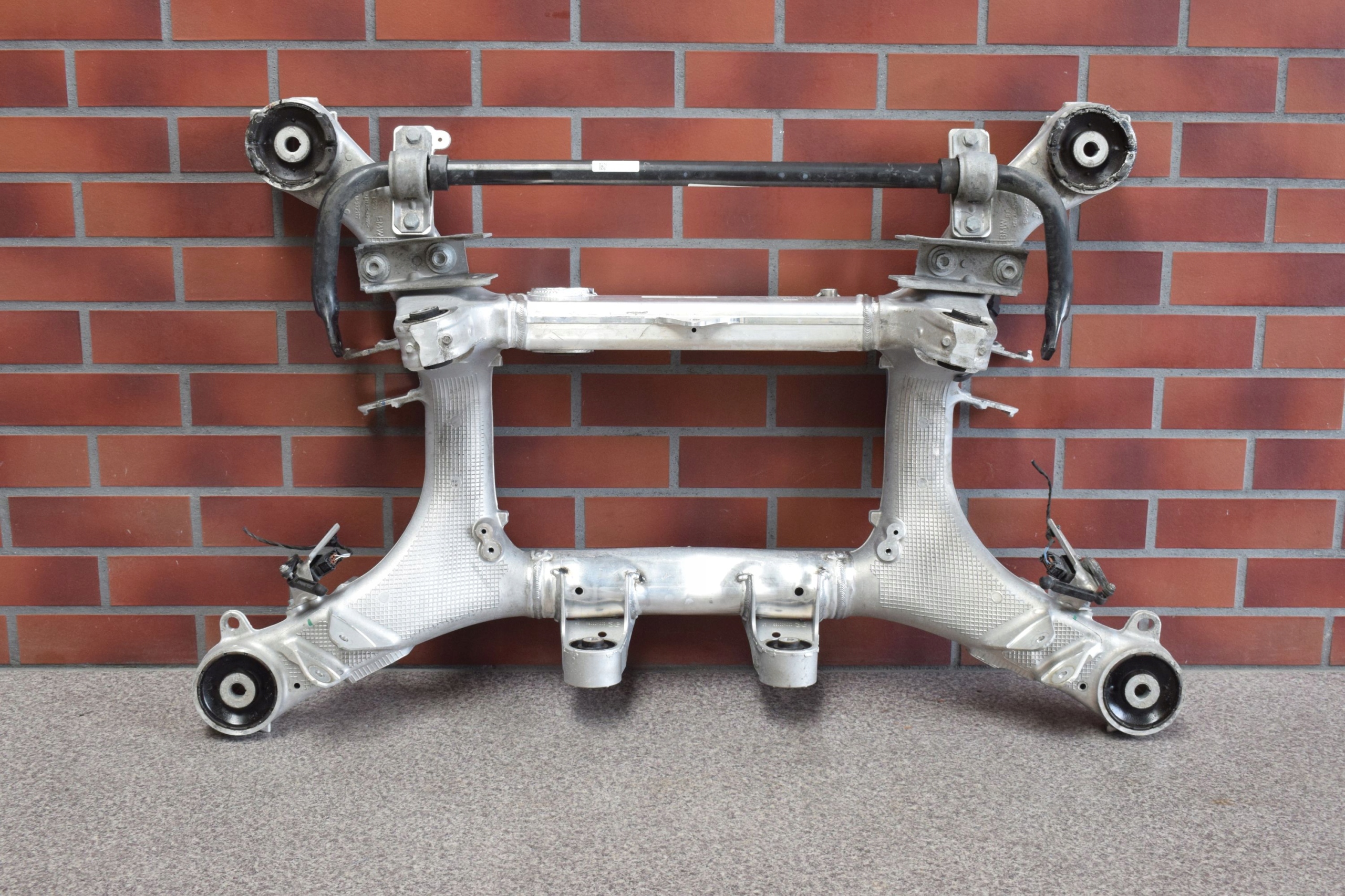 WÓZEK SANKI KOŁYSKA TYŁ TYLNY BMW M8 F91 F92 F93