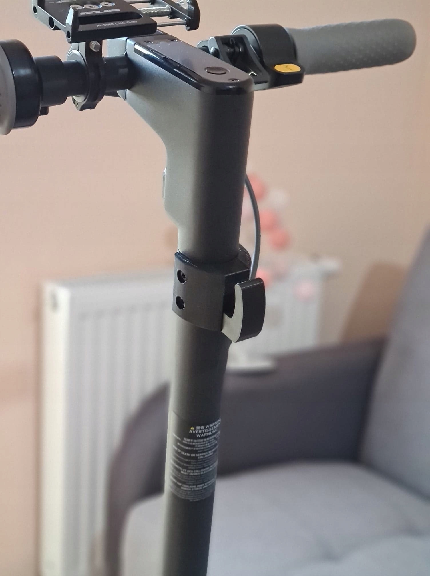 Bardzo mocny haczyk na zakupy do Ninebot Max / Motus Scooty 10 (czarny) Marka inna