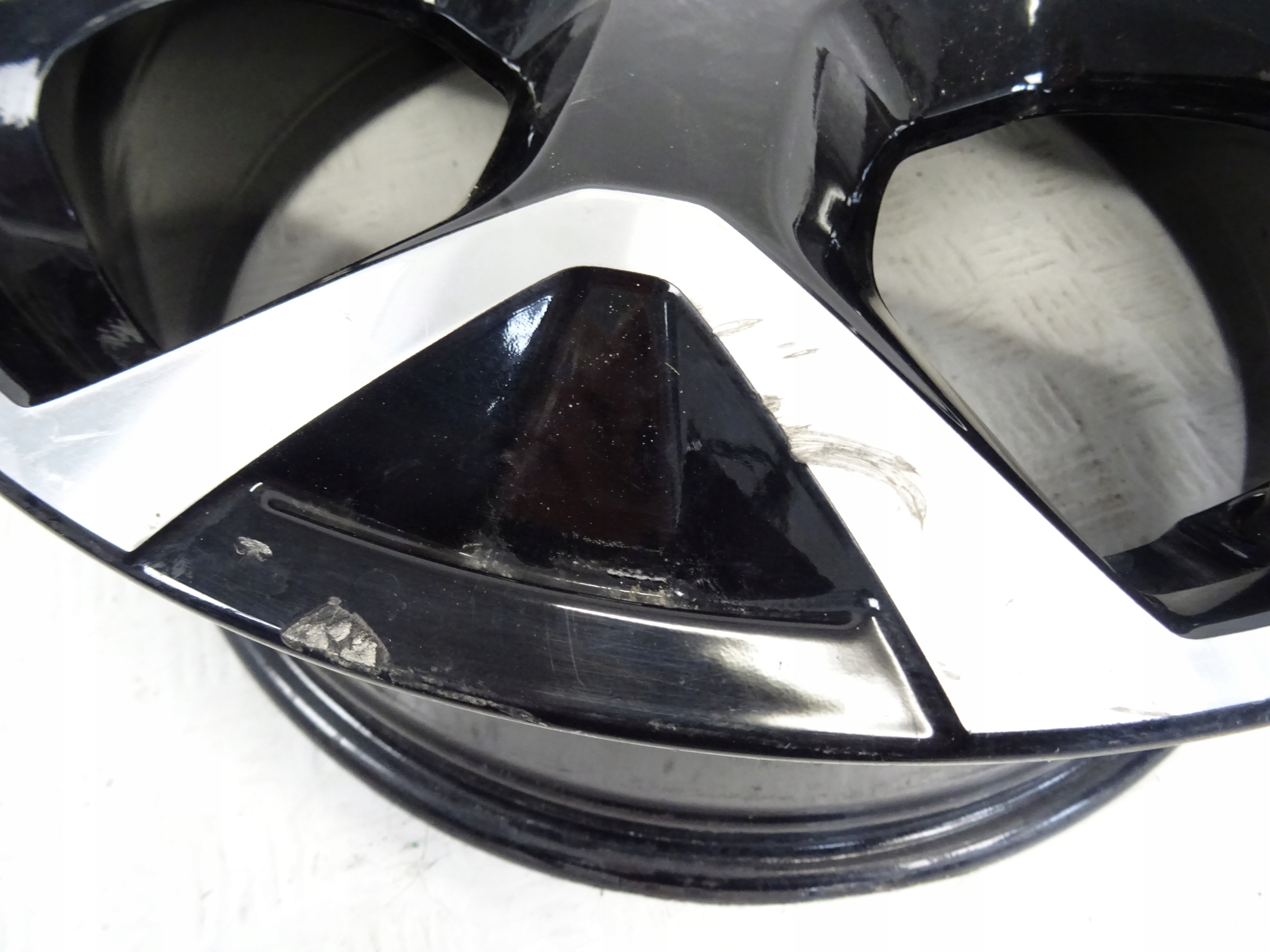 OPEL MOKKA disk hliníkový 7" 18" 4X108 ET 35