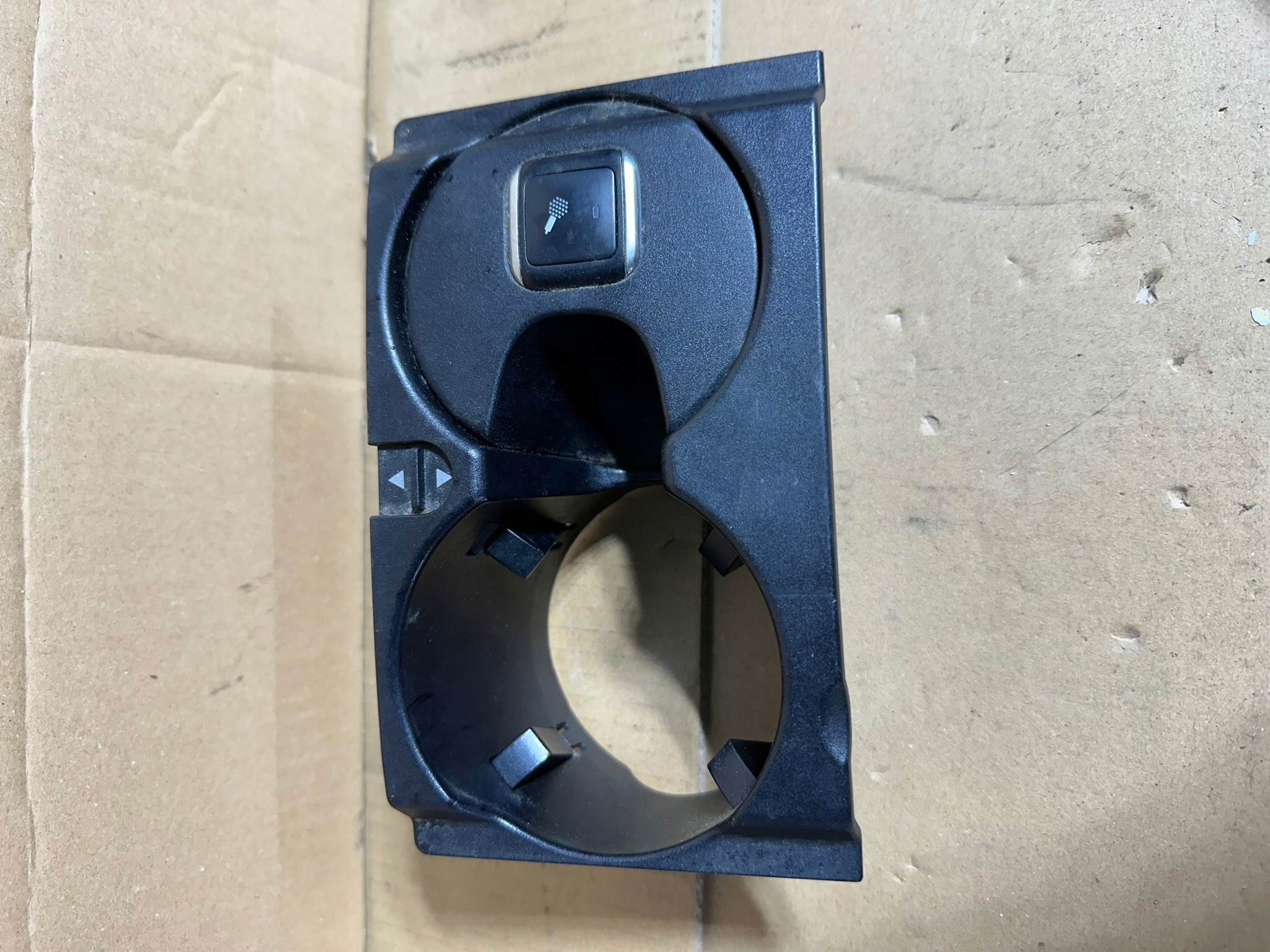 A2129059400, A2126801014, - Cupholder, подстаканник, микрофон Mercedes W212