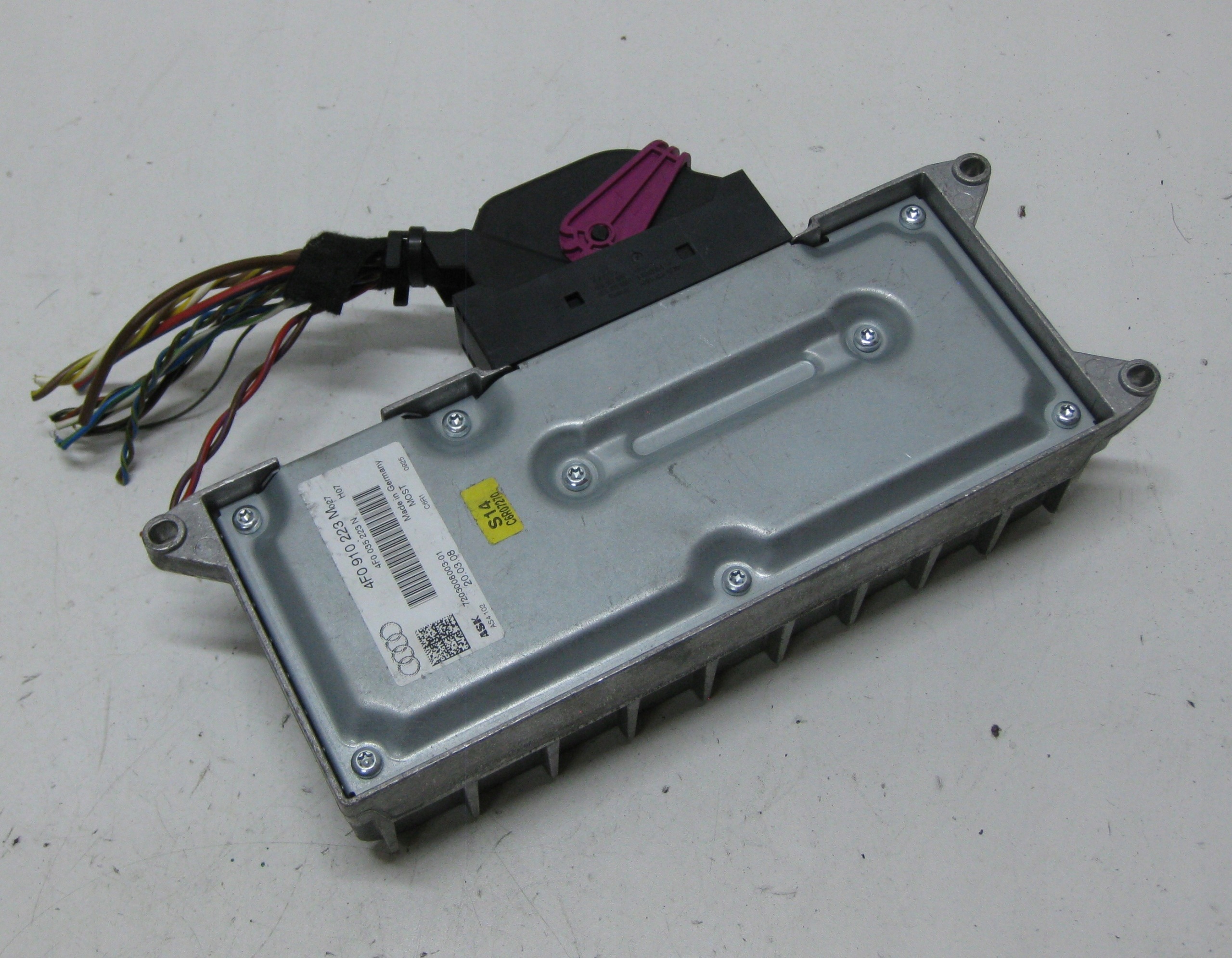 AUDI A6 C6 amplifier AUDIO 4F0910223M