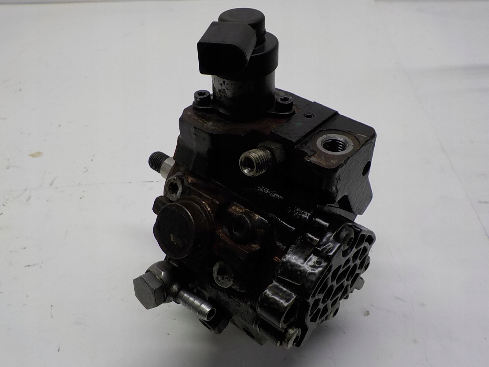 0445010154 059130755S - AUDI A6 A8 3.0 TDI V6 ASB ТНВД 154