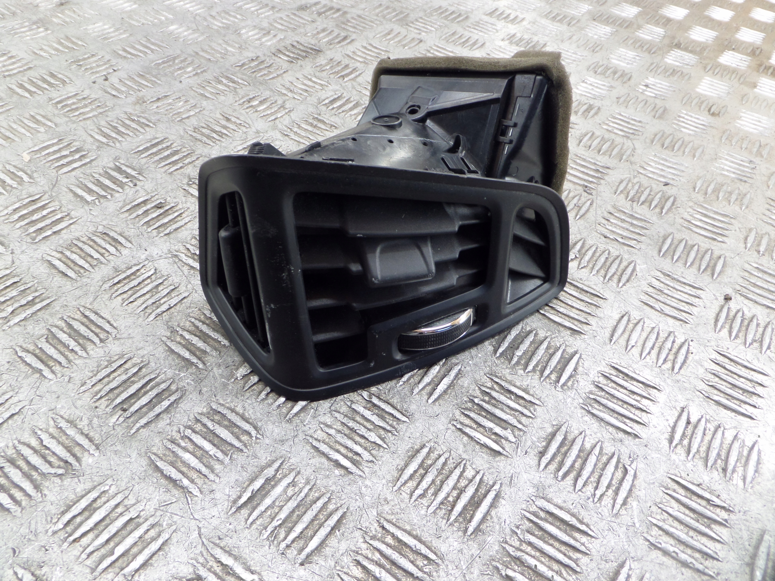 grid air conditioning devices right AM51R018B08 FORD C-MAX