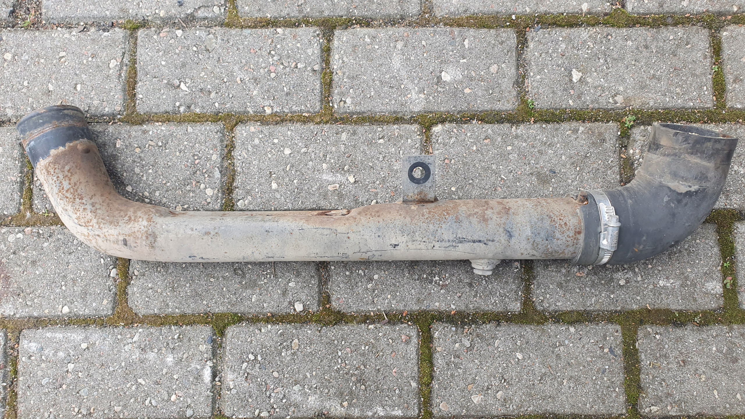 1889885 - Труба Водопроводная Труба Scania R