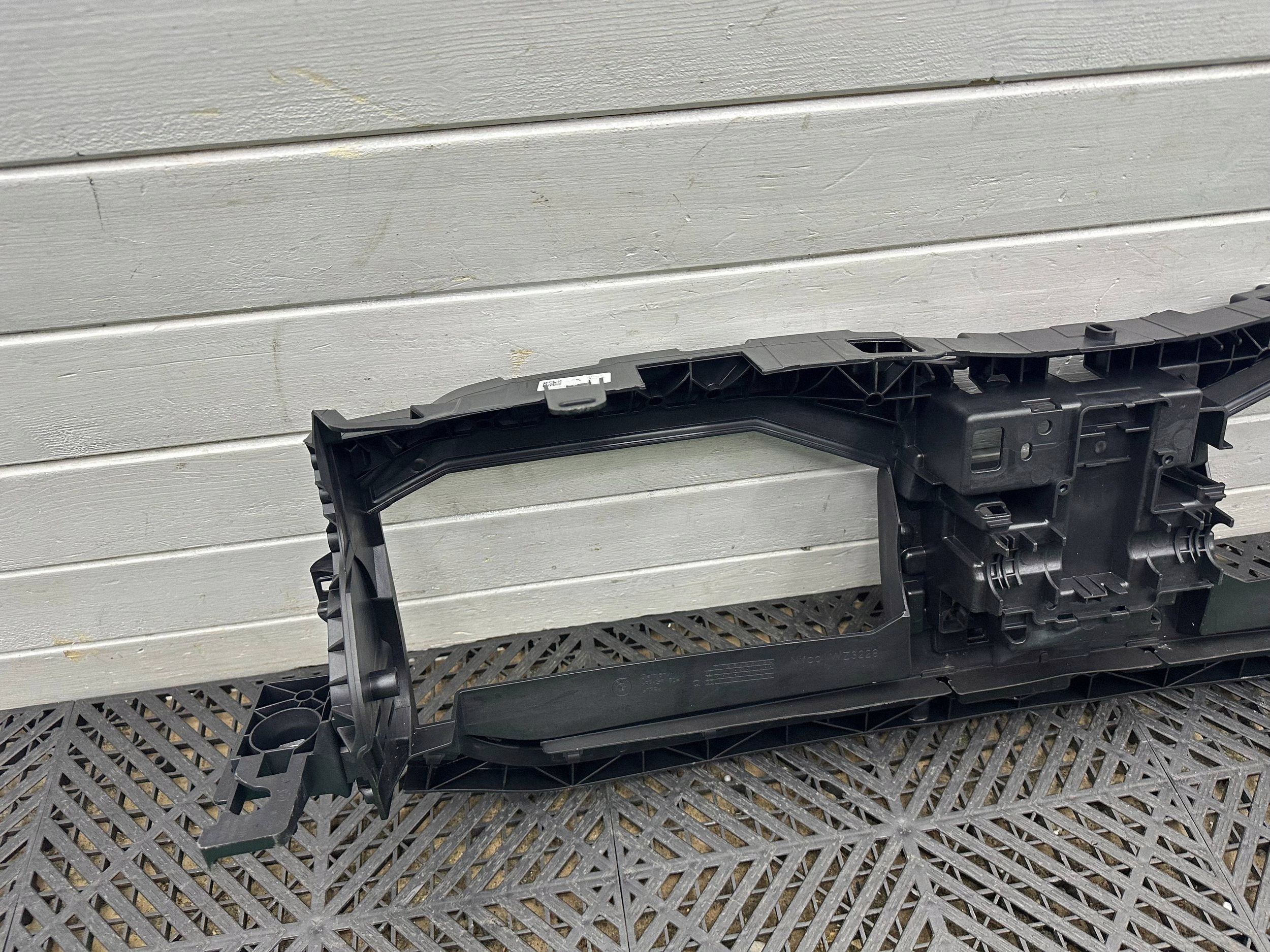 grille radiator (grill) BMW X2 U10 5A4B3D512