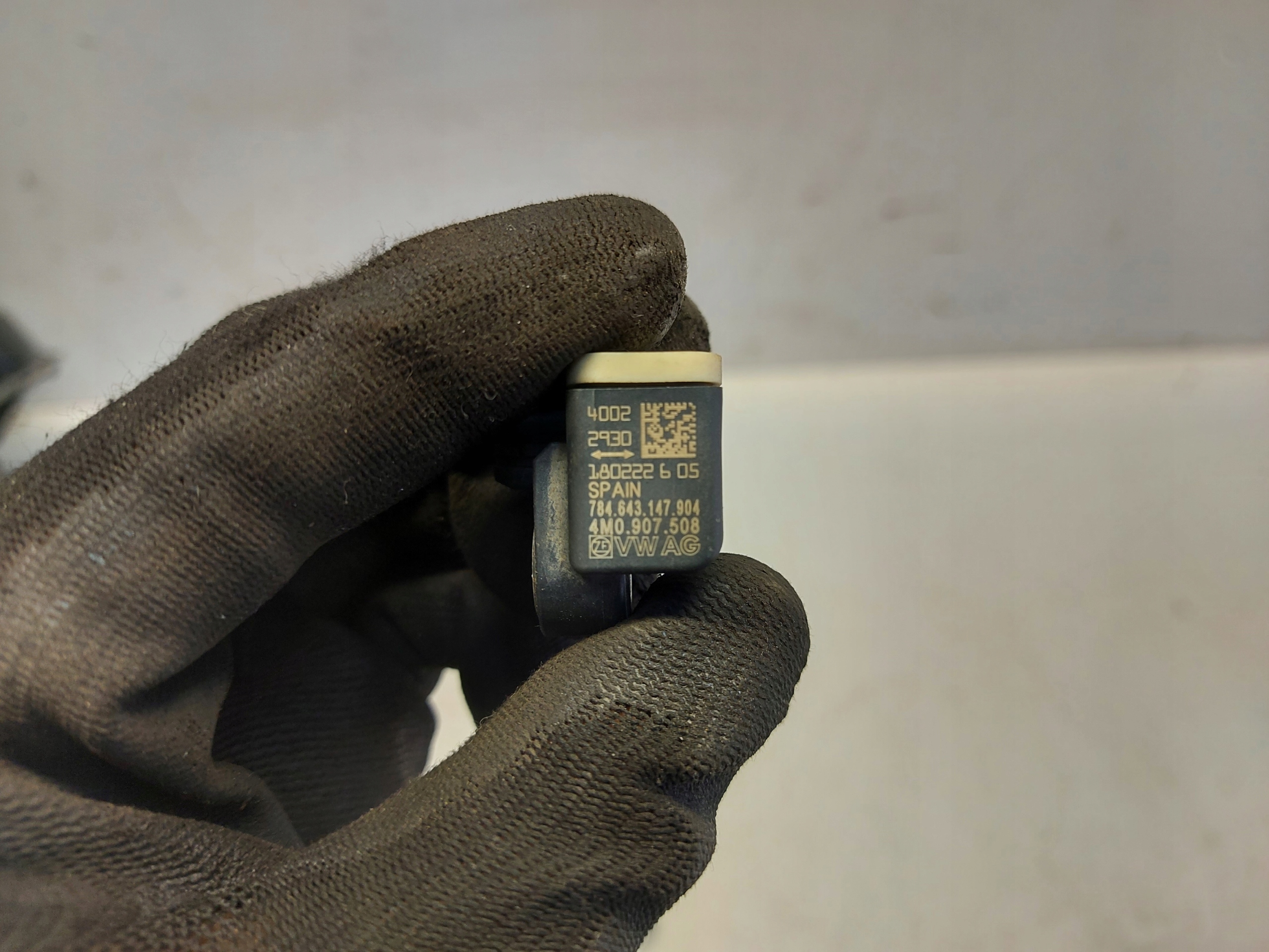 AUDI A8 D5 4N sensor ZDERZENIOWY 4M0907508
