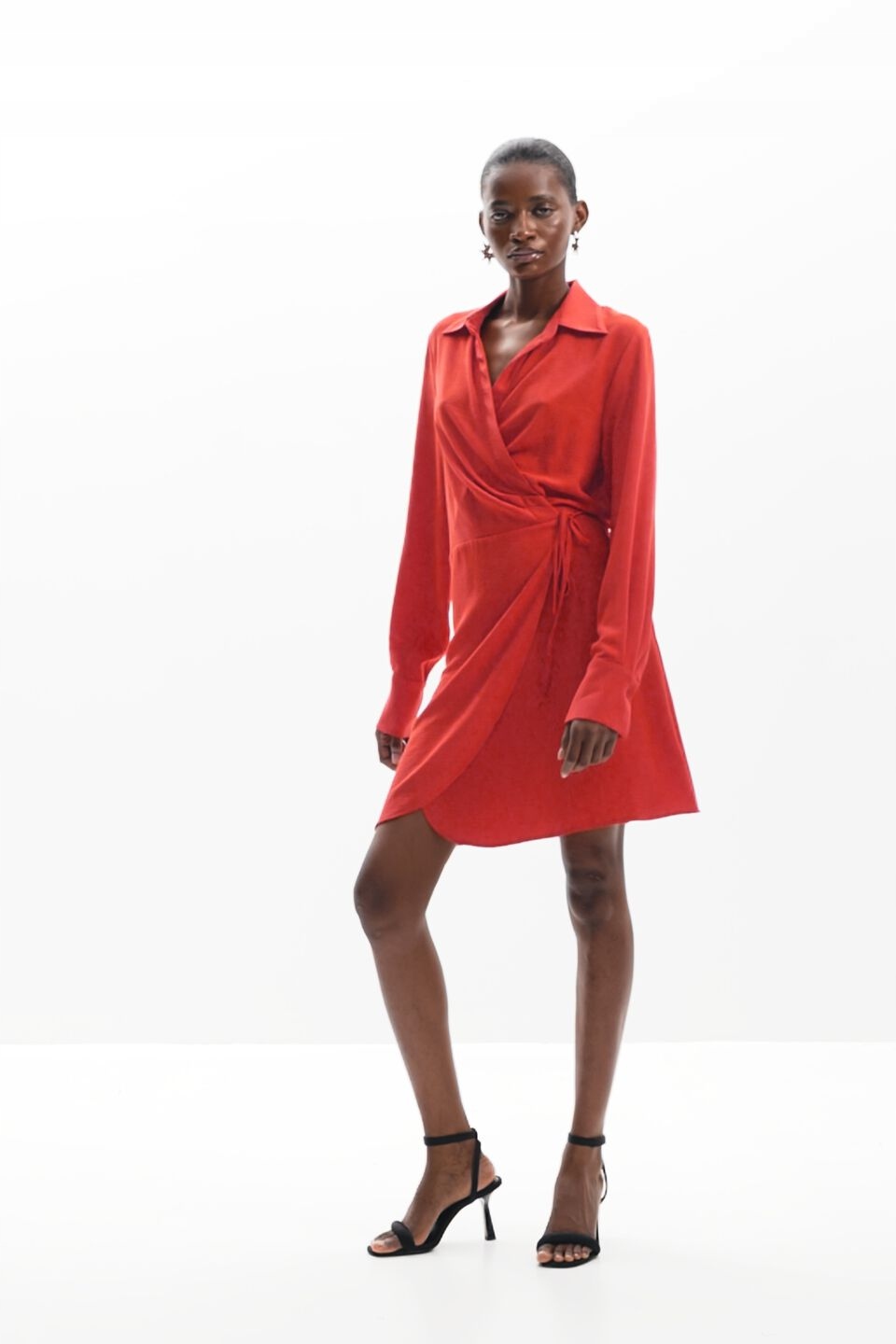 Desigual Červená Šaty Sukně S Límečkem A Dlouhým Rukávem L 6EA