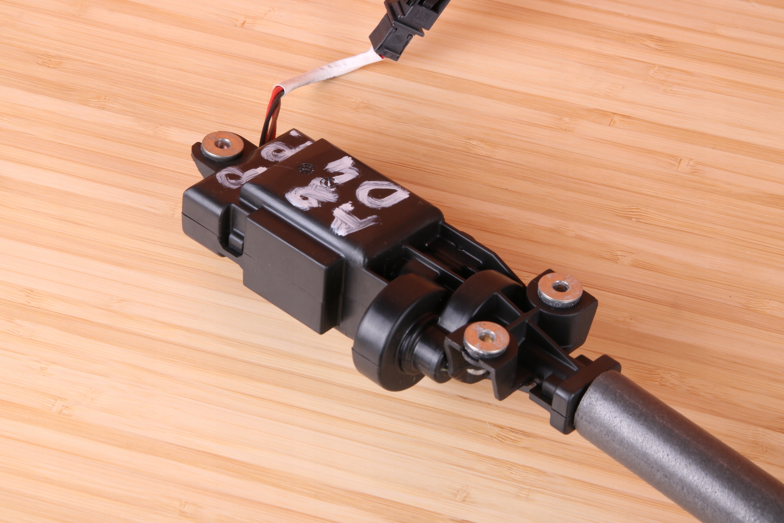 AUDI A8 D4 4H mechanism control heights supports 4H0857833