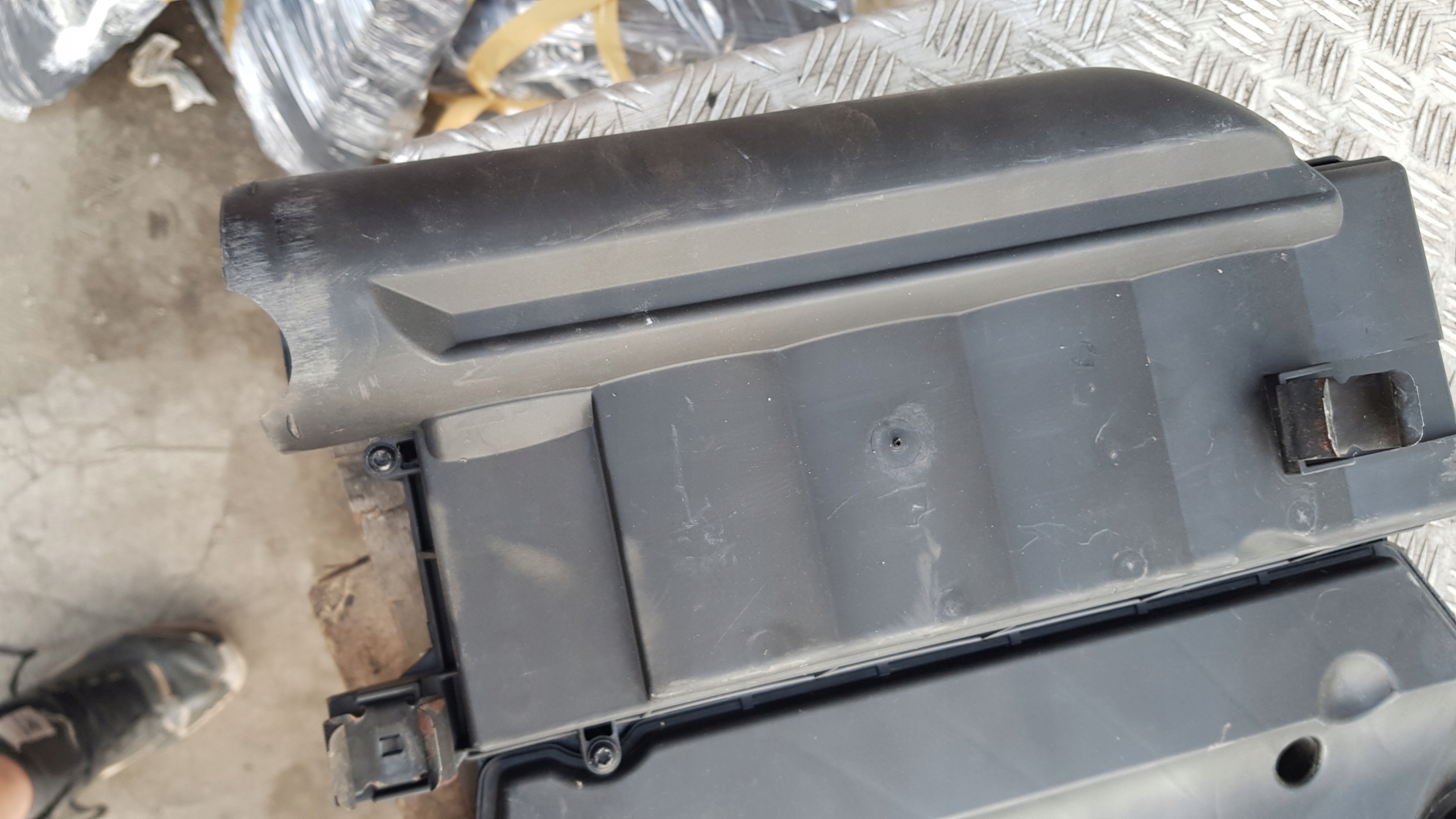 MERCEDES W220 5.0 8V Gehäuse filter POWIERZA Blende Abdeckung